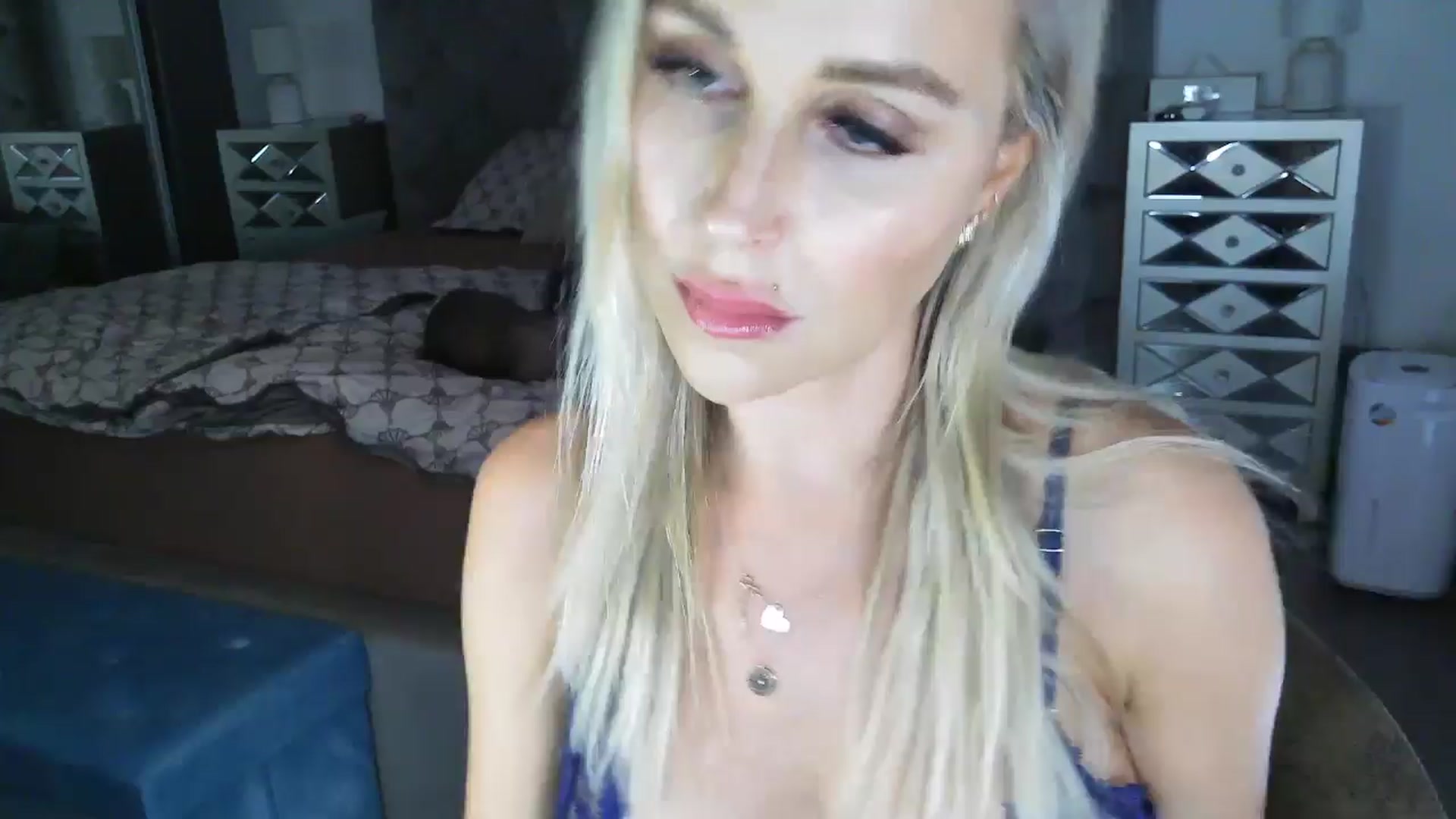 Gallery image thumbnail from CocoMia's myfreecams stream on, 07/07/2025, 12:06 image 4 of 20