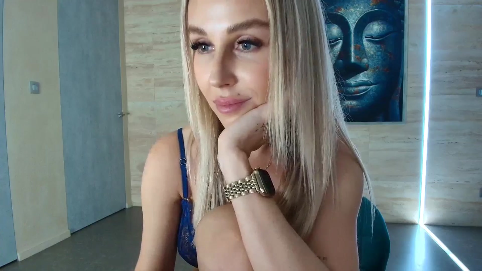 Gallery image thumbnail from CocoMia's myfreecams stream on, 09/23/2025, 12:16 image 19 of 20