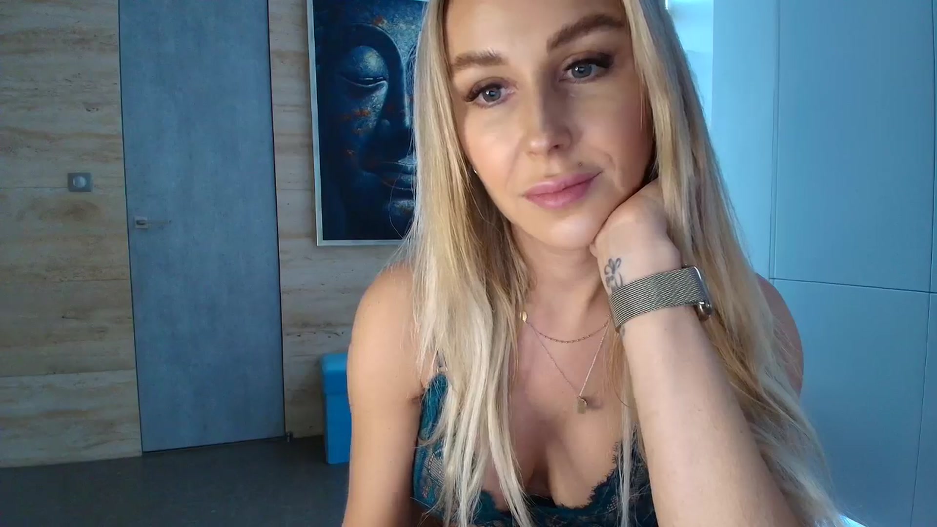 Gallery image thumbnail from CocoMia's myfreecams stream on, 01/07/2026, 09:09 image 16 of 20