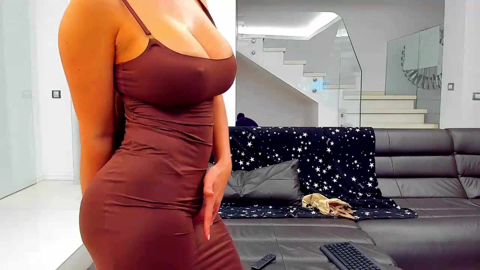 Gallery image thumbnail from CocoTease's myfreecams stream on, 06/07/2026, 22:24 image 7 of 20