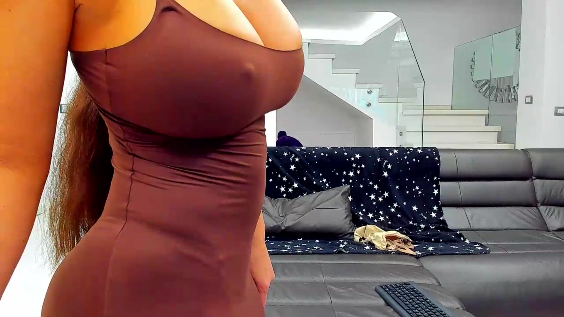 Gallery image thumbnail from CocoTease's myfreecams stream on, 06/08/2026, 24:17 image 3 of 20