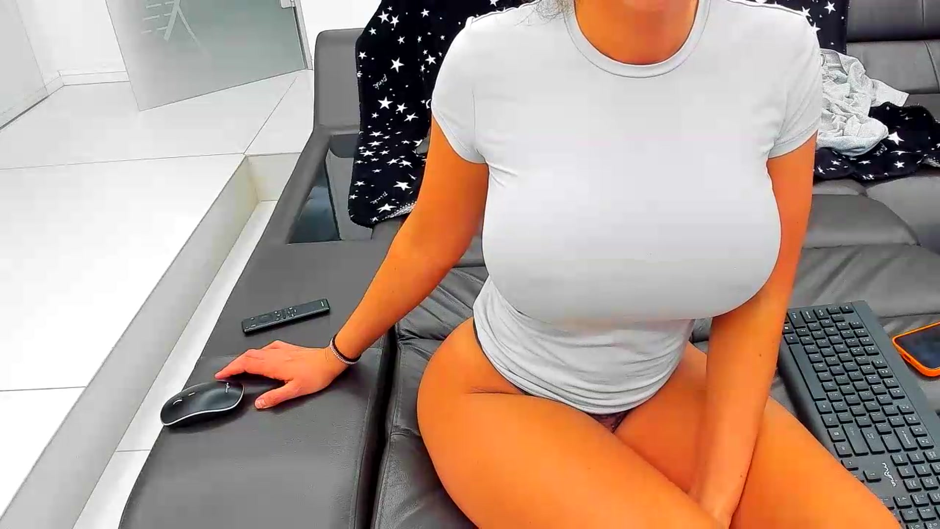 Gallery image thumbnail from CocoTease's myfreecams stream on, 07/10/2026, 21:30 image 14 of 20