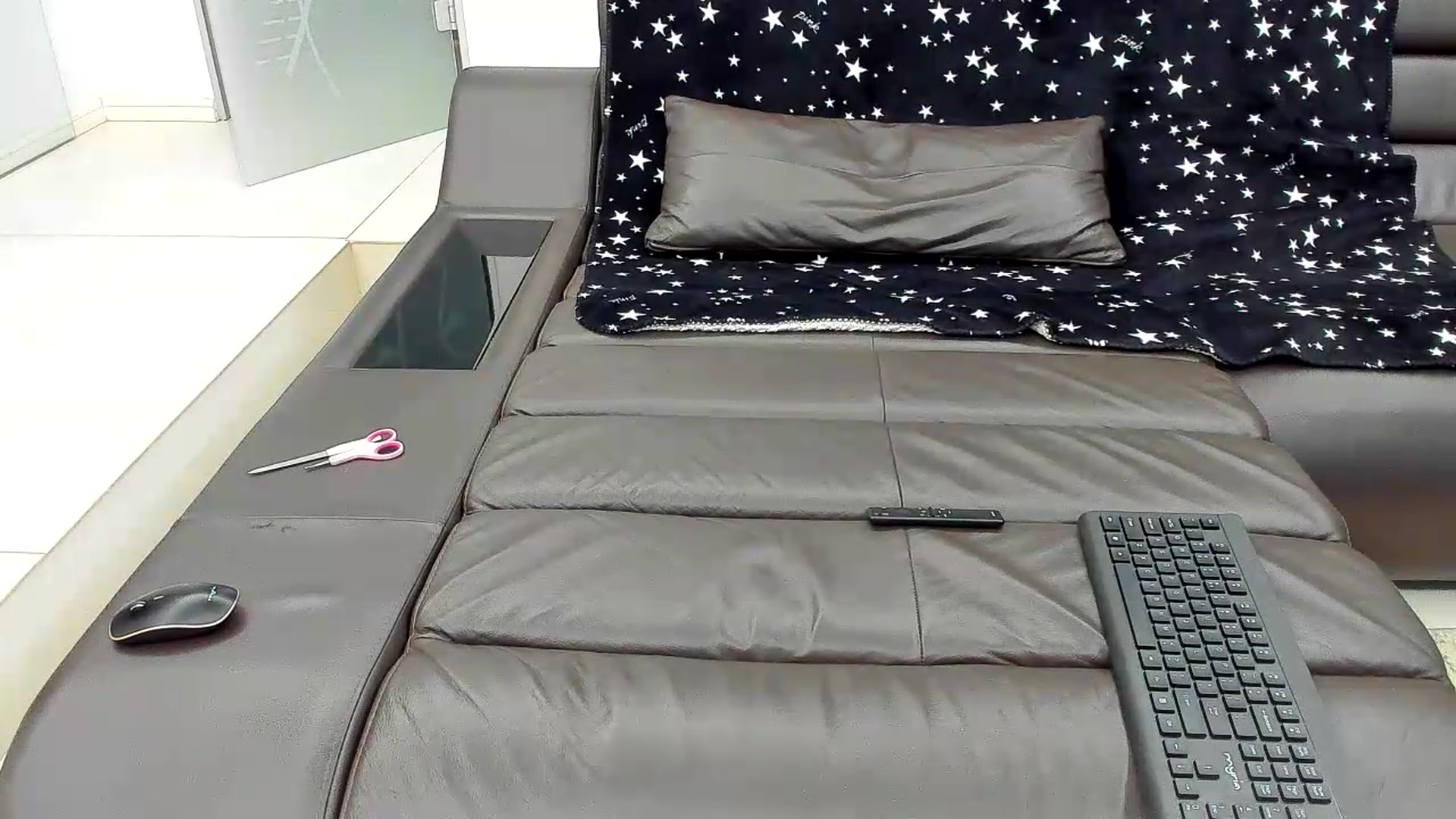 Gallery image thumbnail from CocoTease's myfreecams stream on, 07/21/2026, 23:27 image 15 of 20