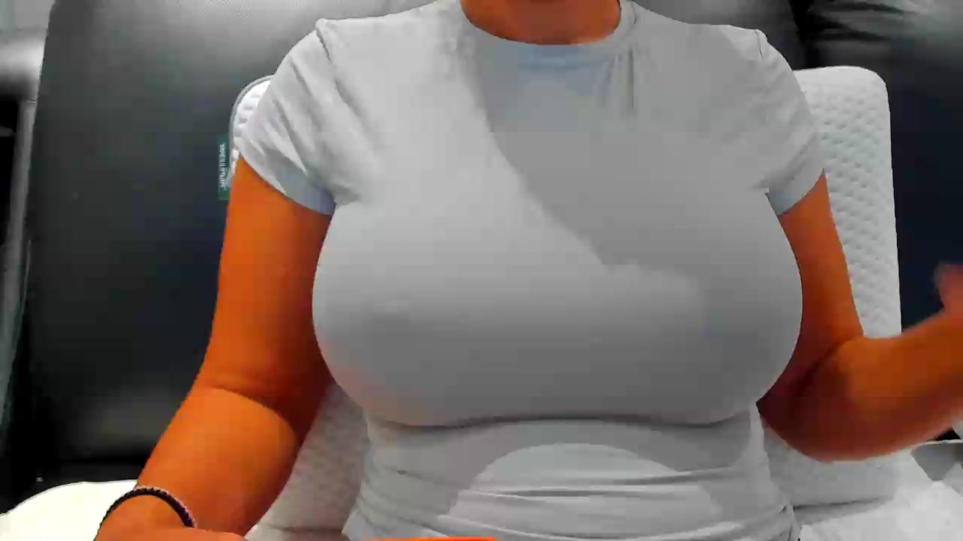Gallery image thumbnail from CocoTease's myfreecams stream on, 08/06/2026, 22:09 image 1 of 20