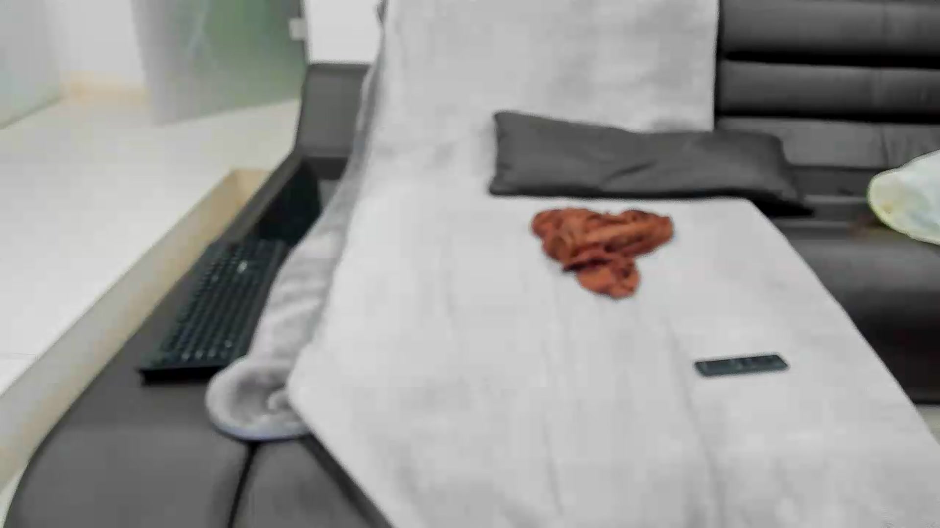 Gallery image thumbnail from CocoTease's myfreecams stream on, 08/10/2026, 22:46 image 19 of 20