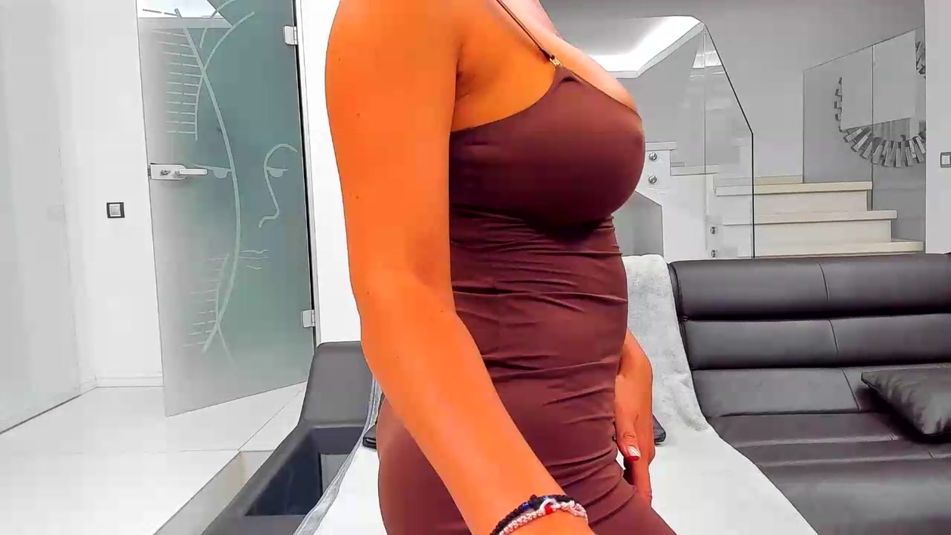 Gallery image thumbnail from CocoTease's myfreecams stream on, 08/15/2026, 24:02 image 16 of 20