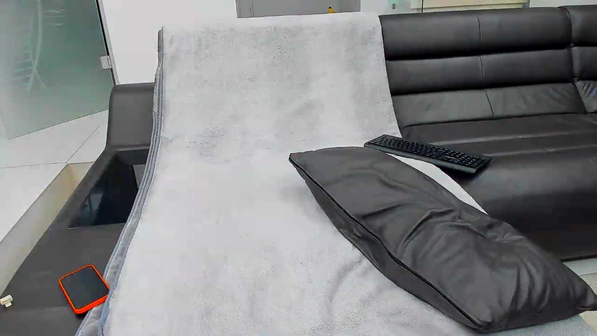 Gallery image thumbnail from CocoTease's myfreecams stream on, 08/16/2026, 22:45 image 14 of 20