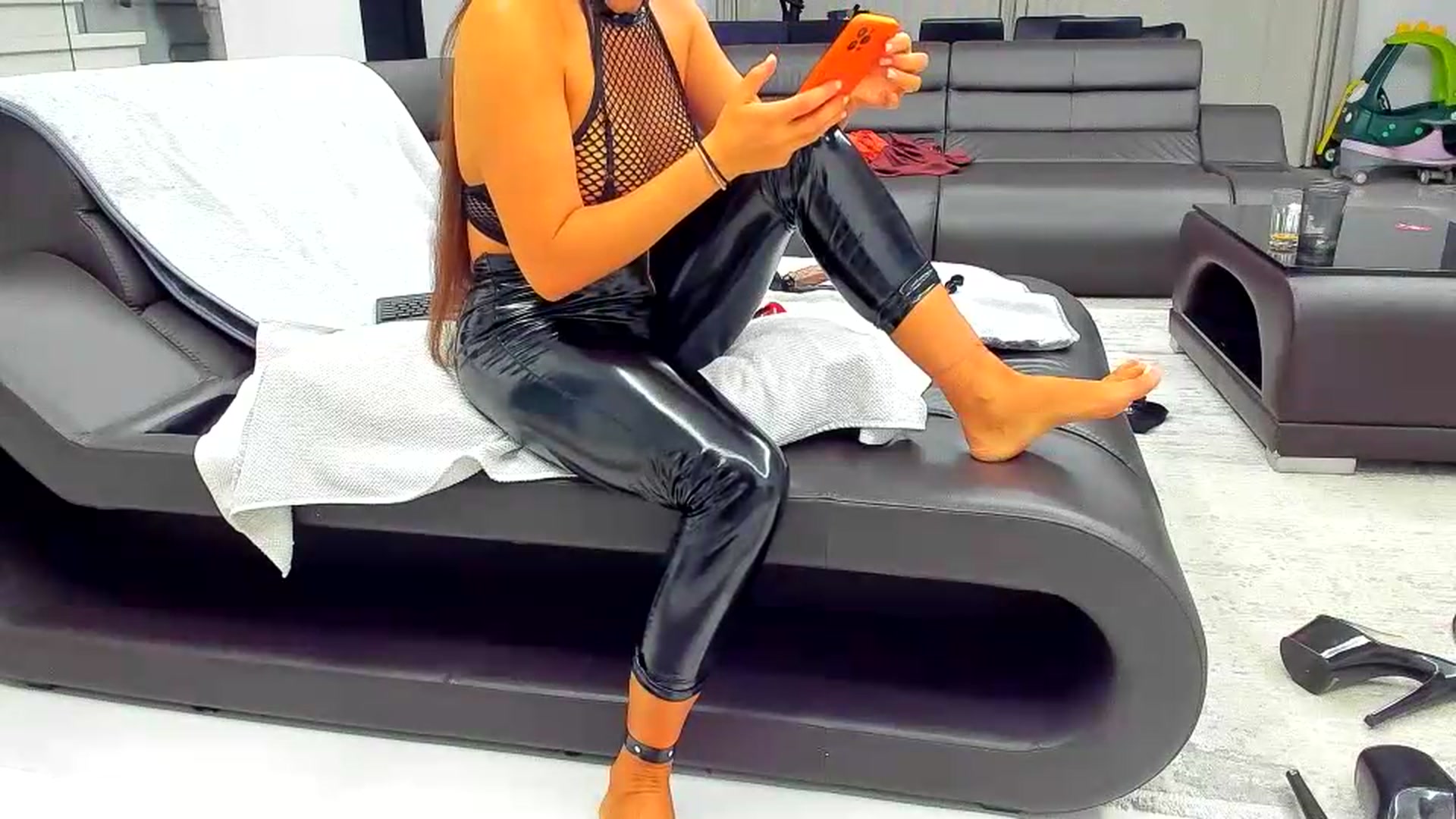 Gallery image thumbnail from CocoTease's myfreecams stream on, 08/30/2026, 24:06 image 18 of 20