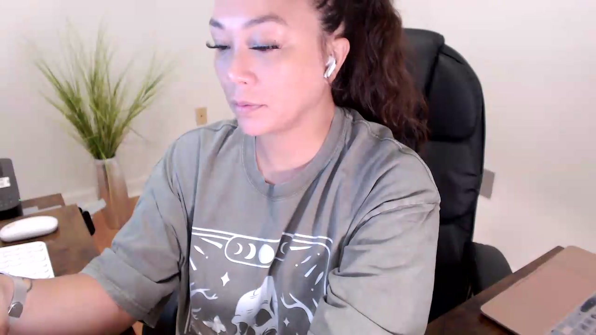 Gallery image thumbnail from CoconutCreme's myfreecams stream on, 07/27/2026, 13:25 image 20 of 20
