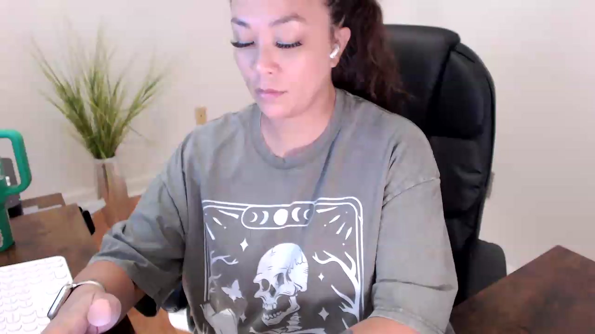 Gallery image thumbnail from CoconutCreme's myfreecams stream on, 07/27/2026, 14:23 image 14 of 20
