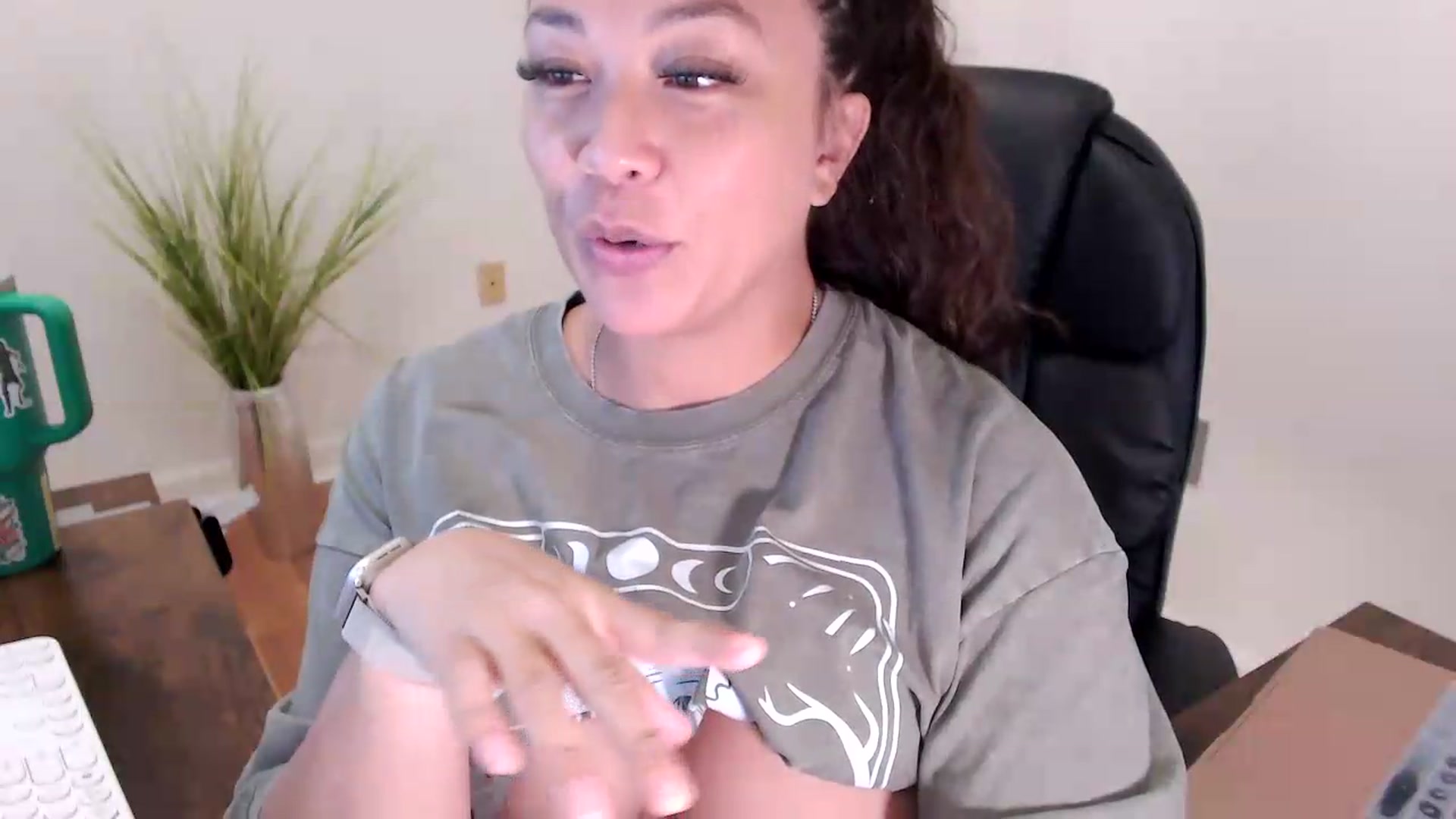 Gallery image thumbnail from CoconutCreme's myfreecams stream on, 07/27/2026, 15:53 image 7 of 20