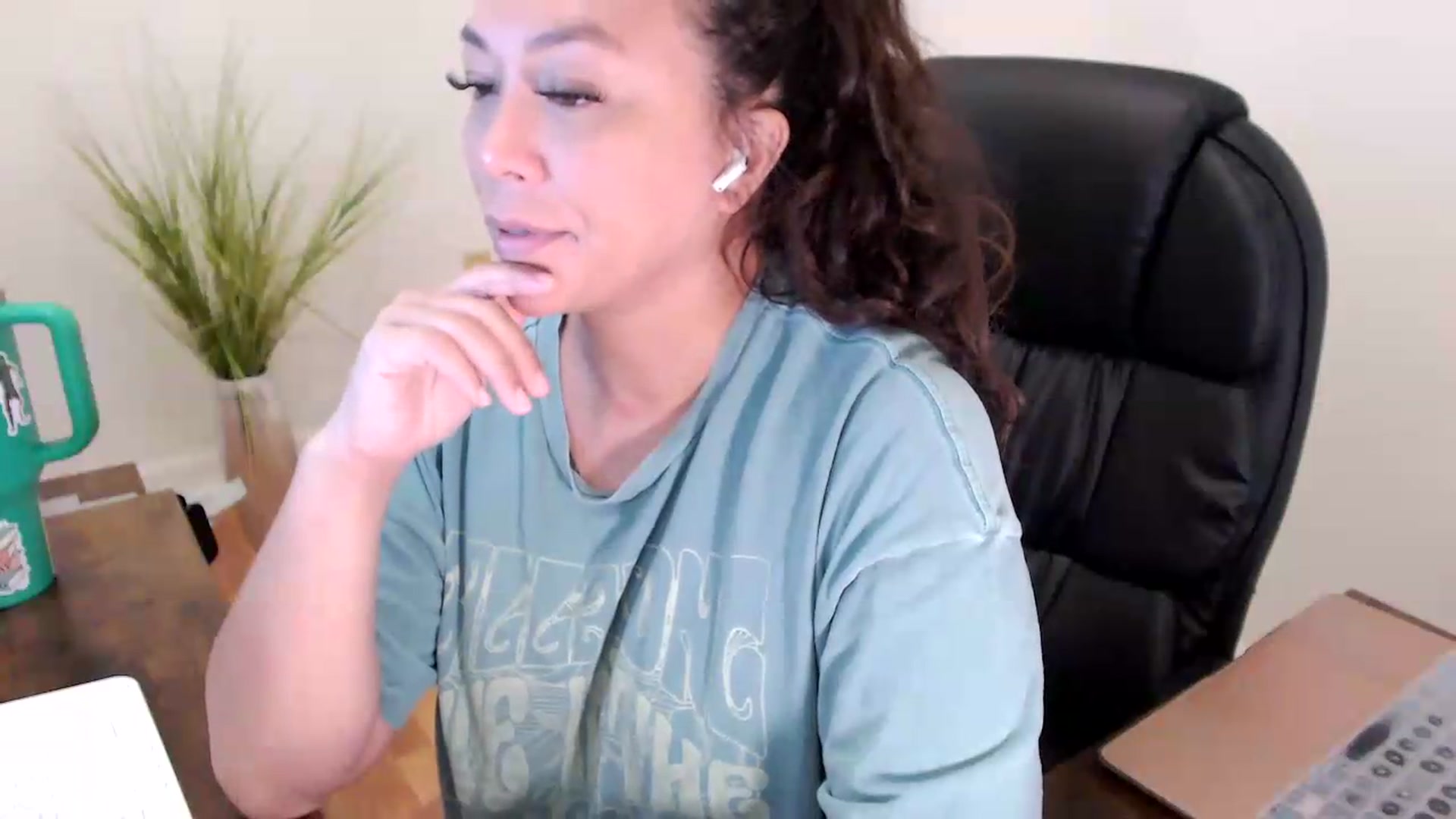 Gallery image thumbnail from CoconutCreme's myfreecams stream on, 07/28/2026, 15:44 image 20 of 20