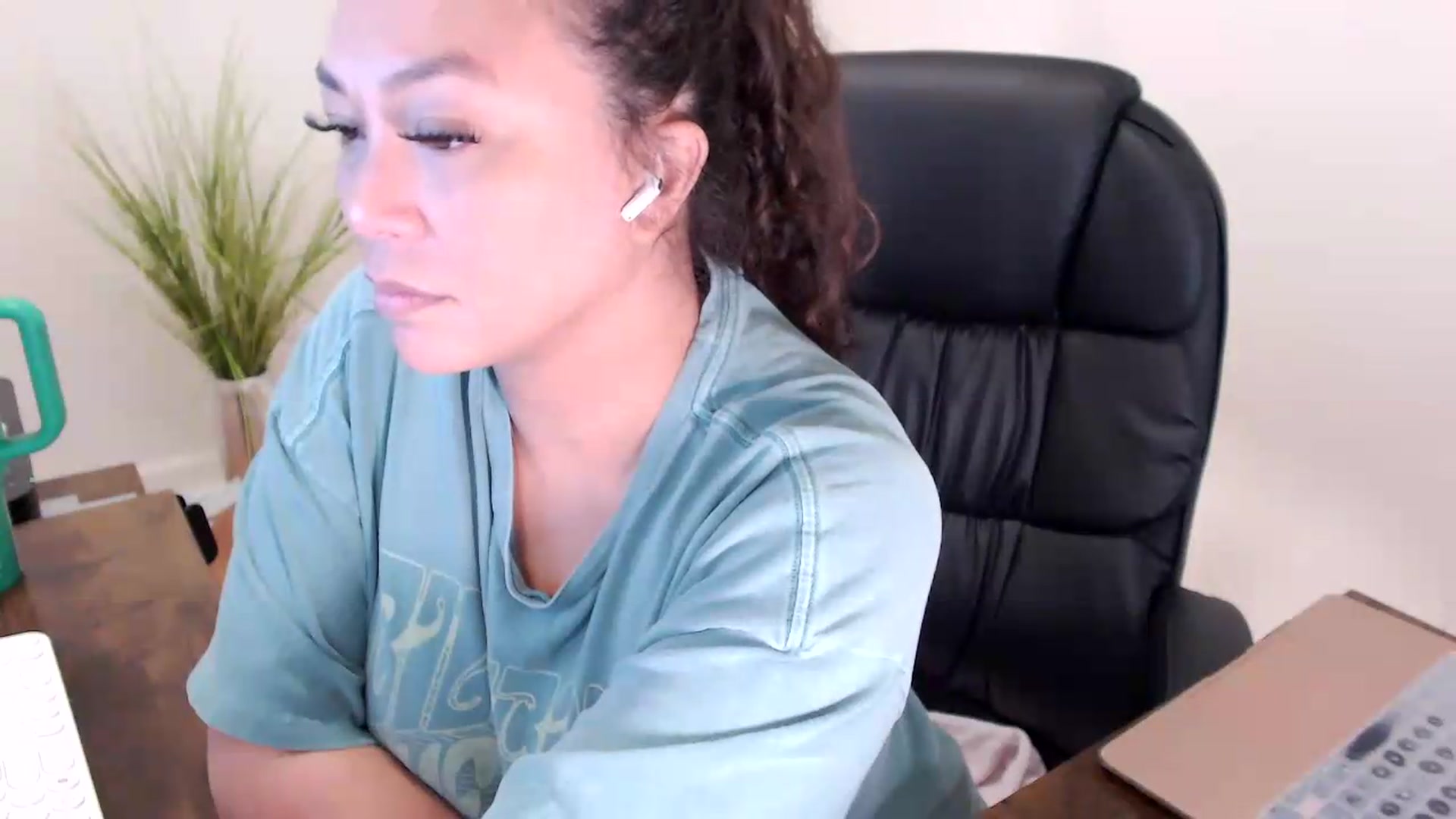 Gallery image thumbnail from CoconutCreme's myfreecams stream on, 07/28/2026, 15:44 image 7 of 20