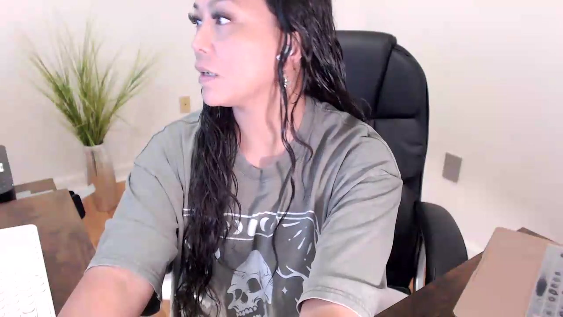 Gallery image thumbnail from CoconutCreme's myfreecams stream on, 08/07/2026, 17:42 image 3 of 20