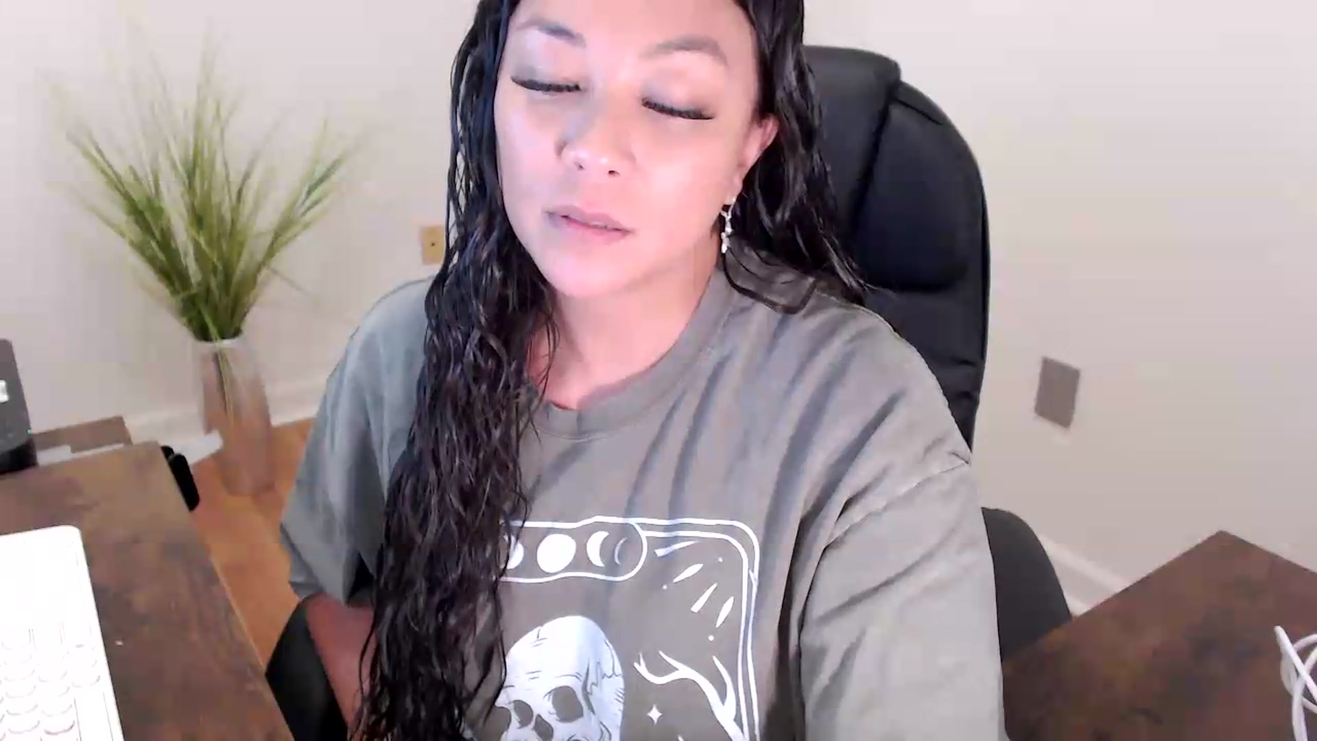 Gallery image thumbnail from CoconutCreme's myfreecams stream on, 08/07/2026, 19:38 image 4 of 20