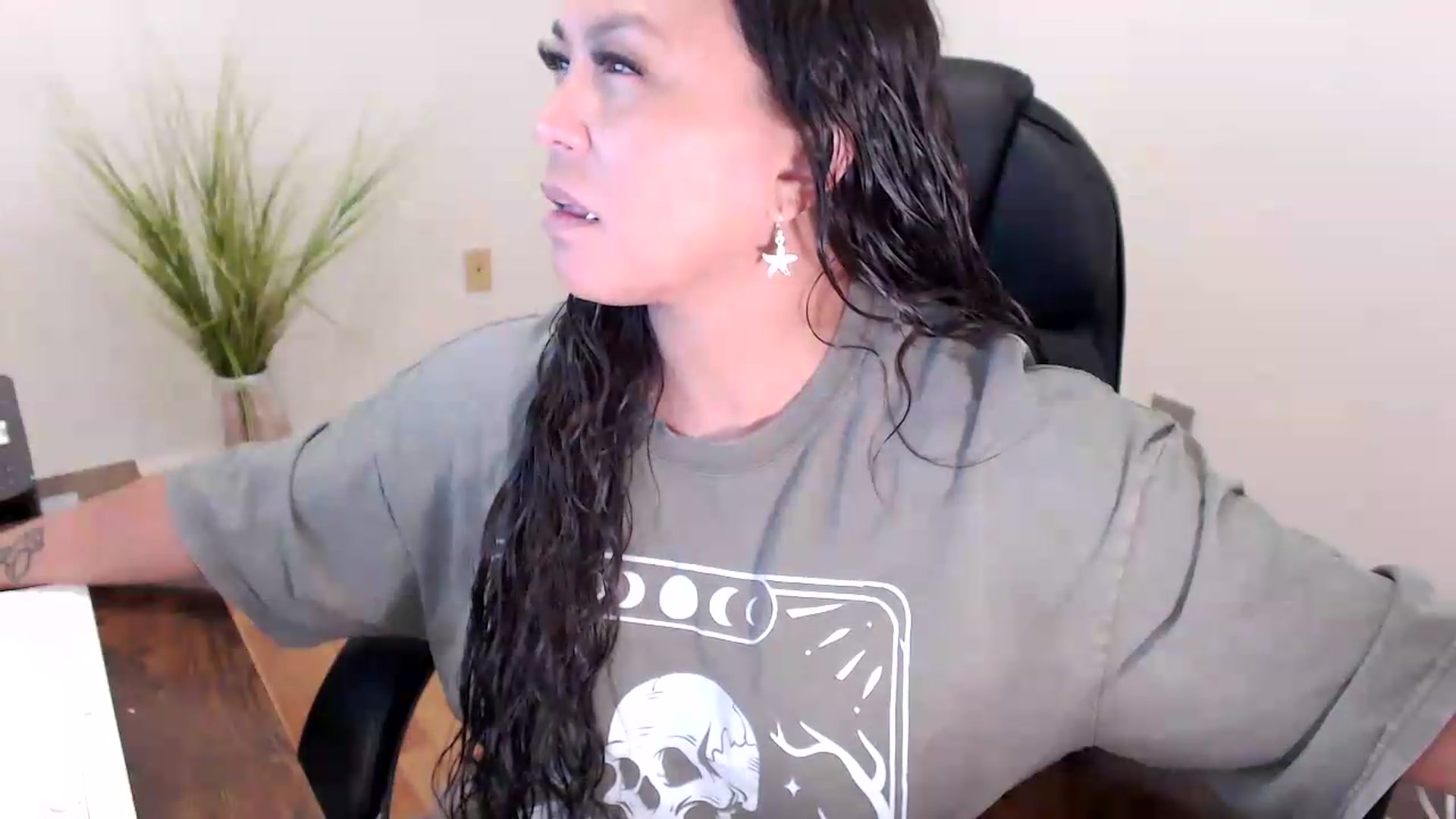 Gallery image thumbnail from CoconutCreme's myfreecams stream on, 08/07/2026, 19:38 image 18 of 20