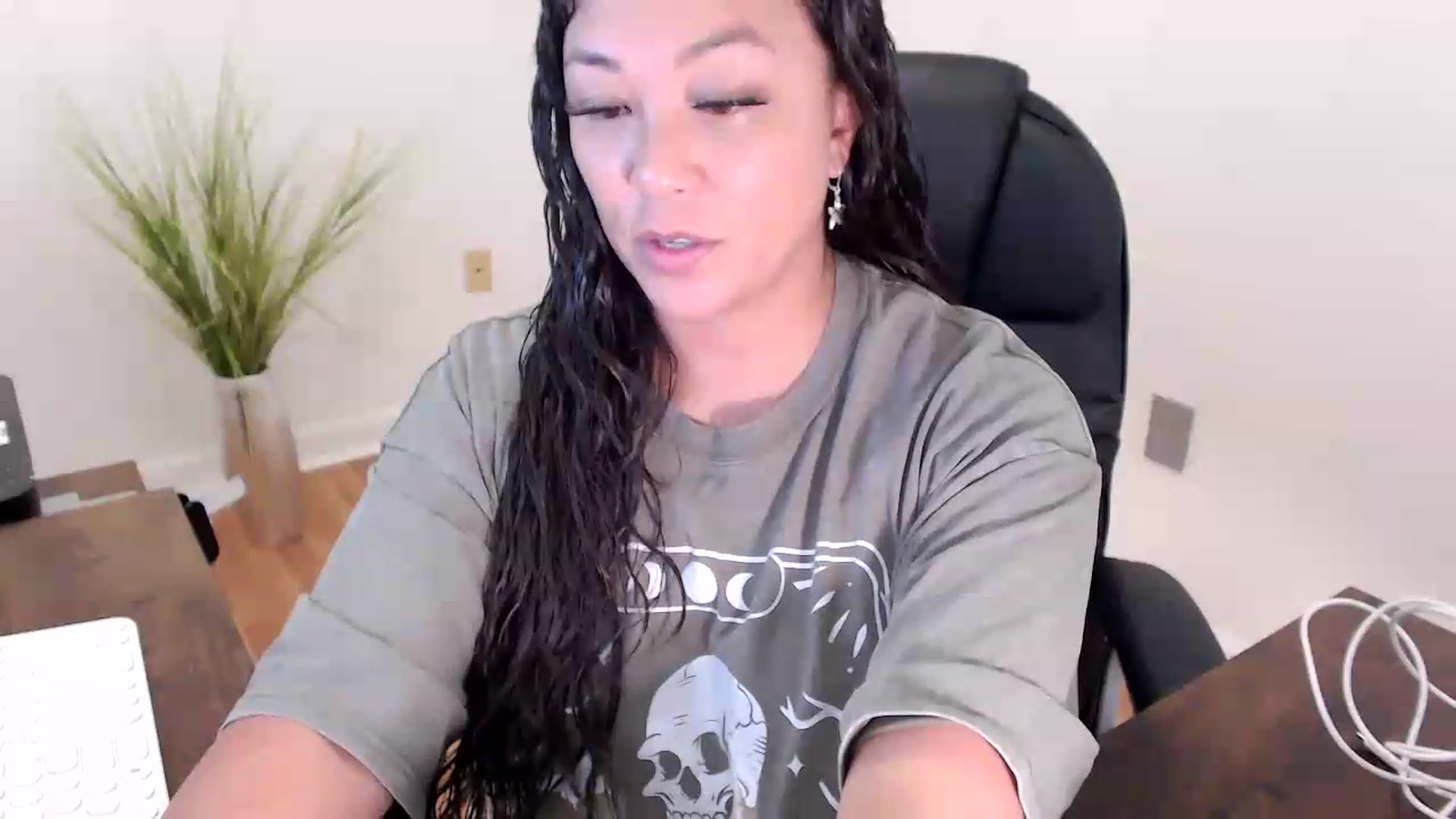 Gallery image thumbnail from CoconutCreme's myfreecams stream on, 08/07/2026, 20:35 image 5 of 20