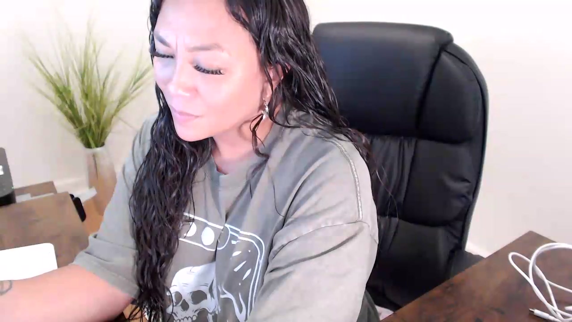 Gallery image thumbnail from CoconutCreme's myfreecams stream on, 08/07/2026, 20:35 image 14 of 20