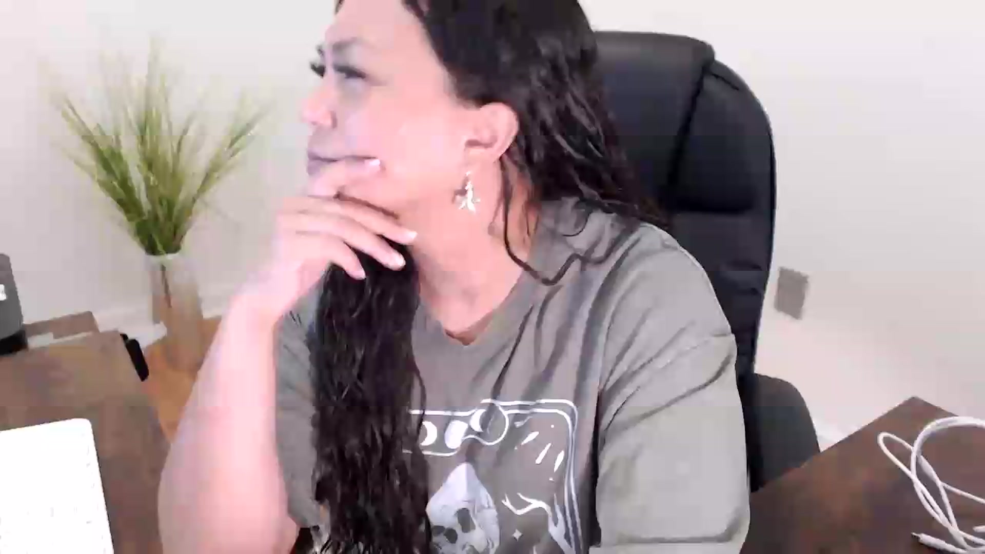 Gallery image thumbnail from CoconutCreme's myfreecams stream on, 08/07/2026, 21:07 image 2 of 20