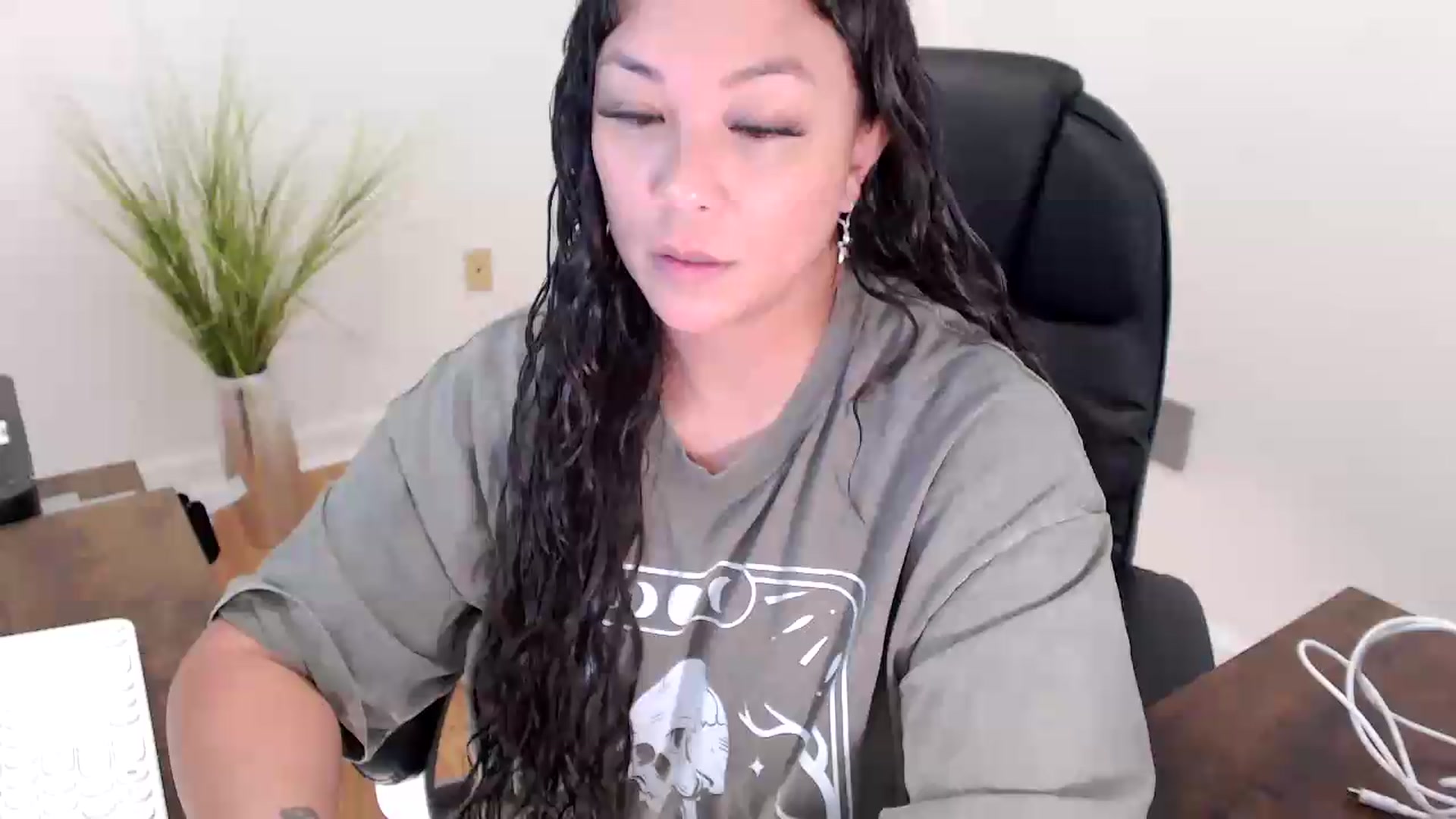 Gallery image thumbnail from CoconutCreme's myfreecams stream on, 08/07/2026, 21:07 image 15 of 20