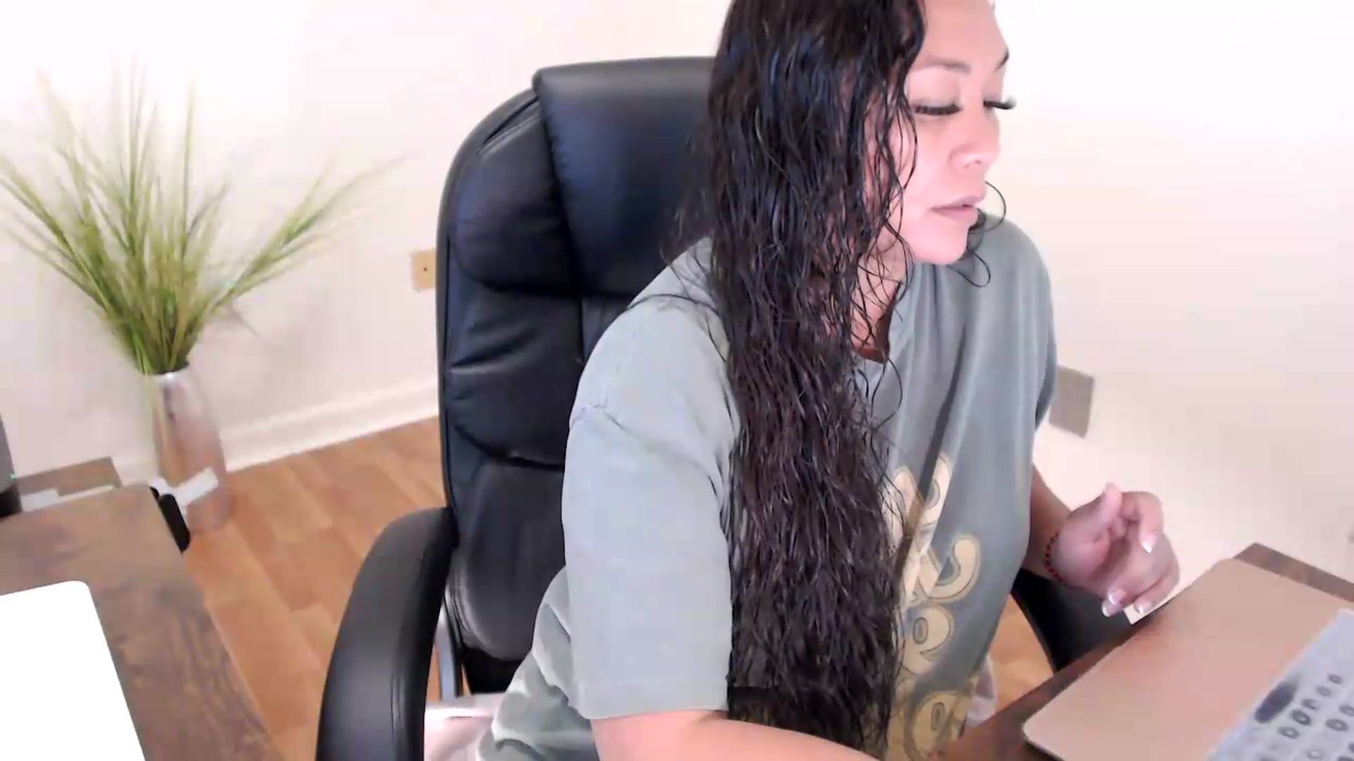 Gallery image thumbnail from CoconutCreme's myfreecams stream on, 08/11/2026, 18:57 image 8 of 20