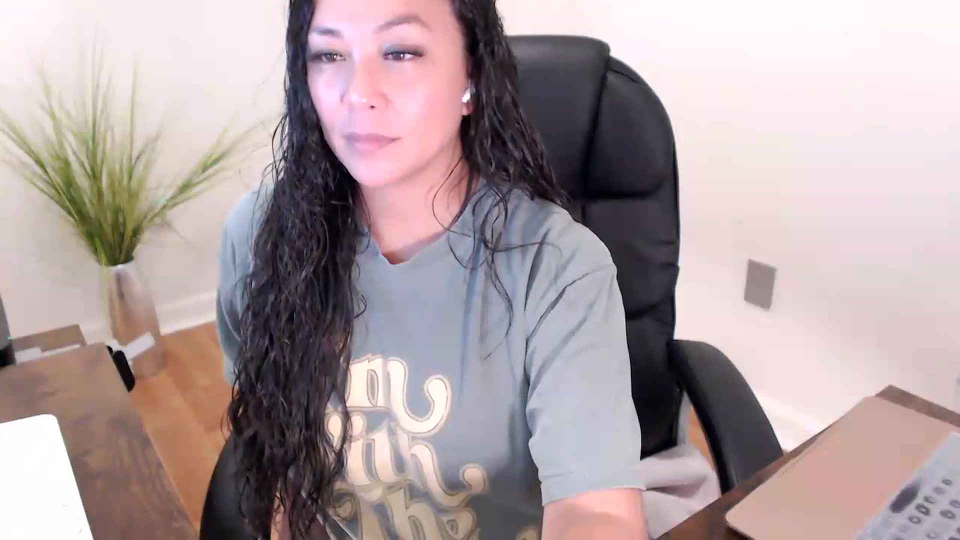 Gallery image thumbnail from CoconutCreme's myfreecams stream on, 08/11/2026, 19:25 image 15 of 20