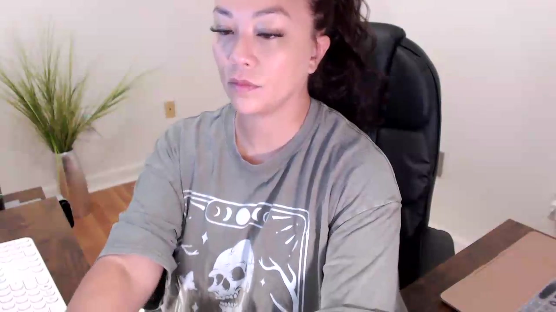 Gallery image thumbnail from CoconutCreme's myfreecams stream on, 09/04/2026, 13:10 image 6 of 20