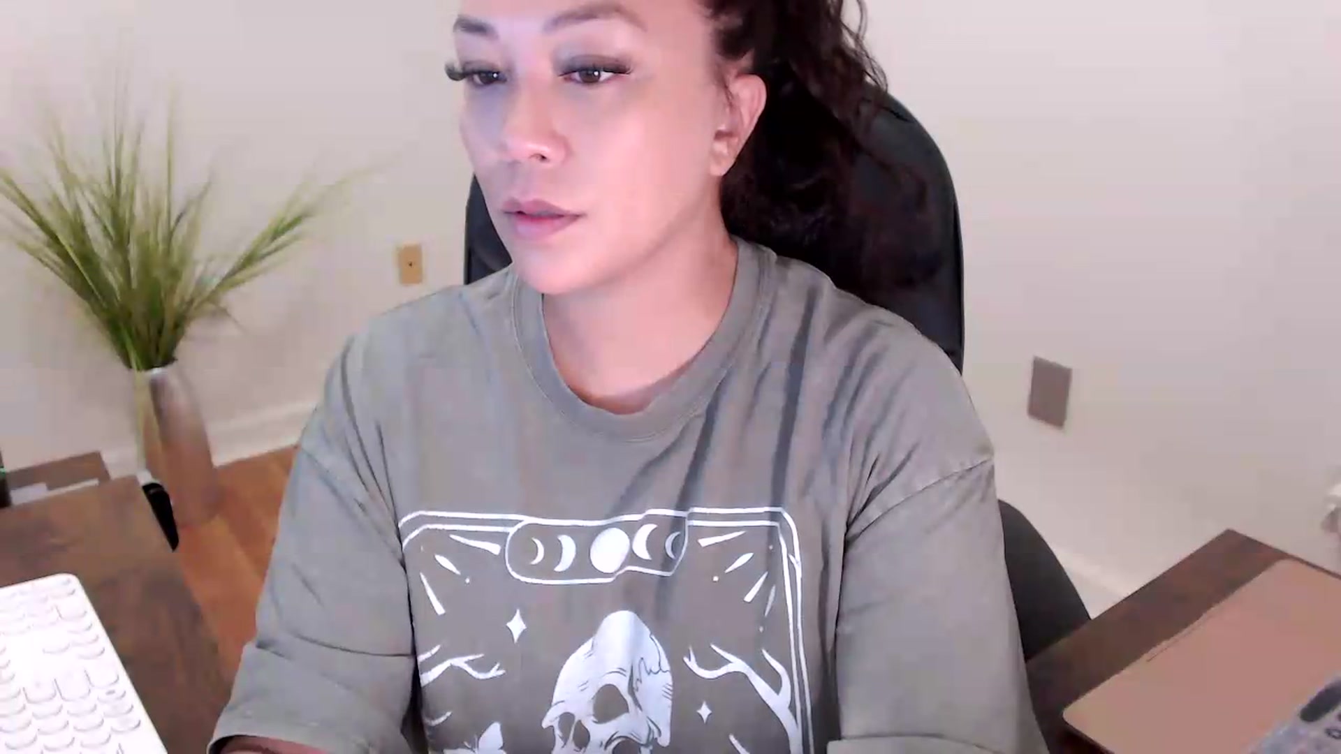 Gallery image thumbnail from CoconutCreme's myfreecams stream on, 09/04/2026, 13:10 image 4 of 20