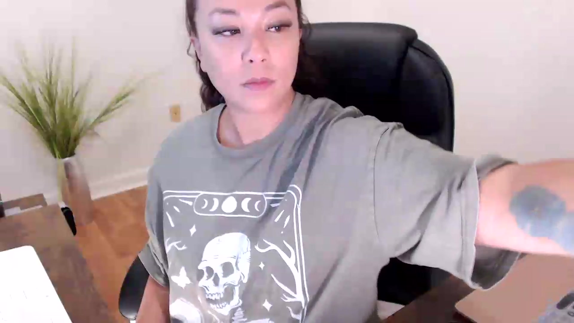 Gallery image thumbnail from CoconutCreme's myfreecams stream on, 09/04/2026, 13:10 image 5 of 20