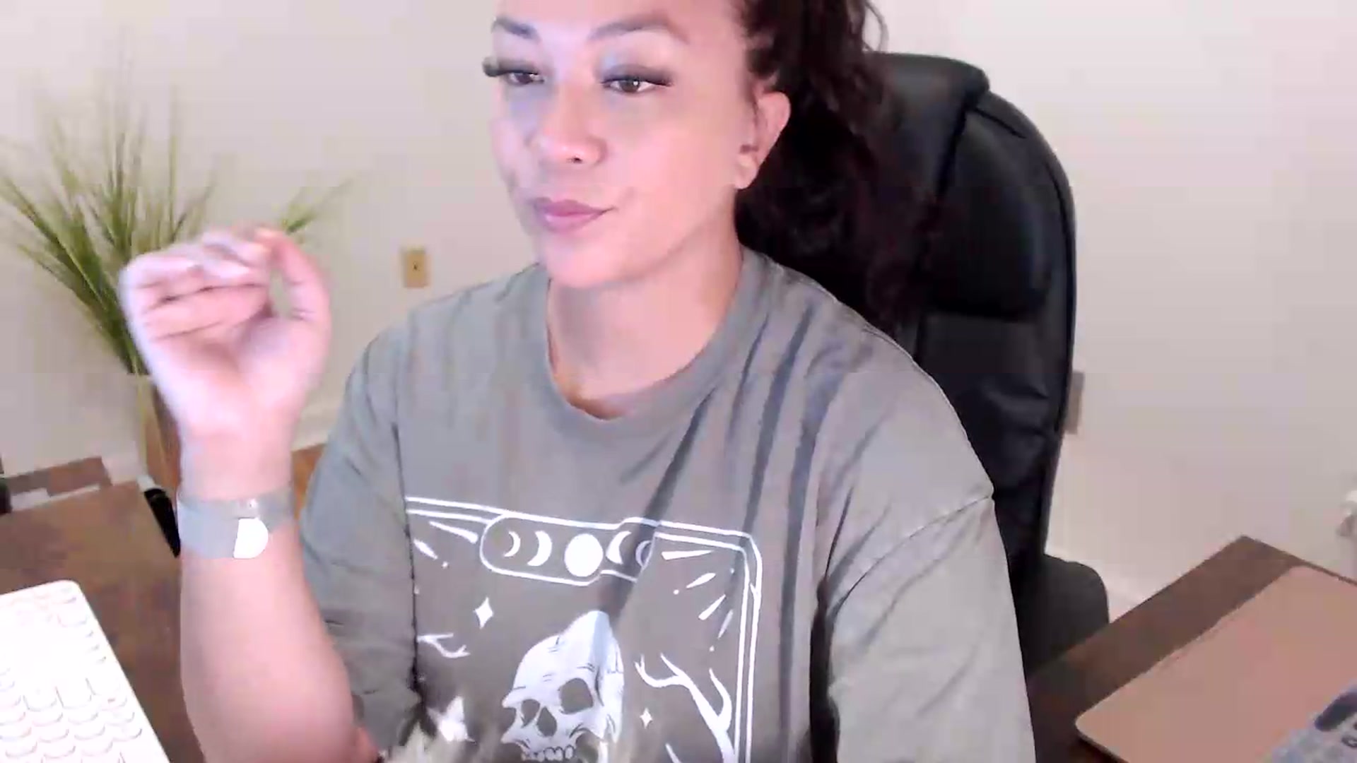 Gallery image thumbnail from CoconutCreme's myfreecams stream on, 09/04/2026, 13:10 image 7 of 20