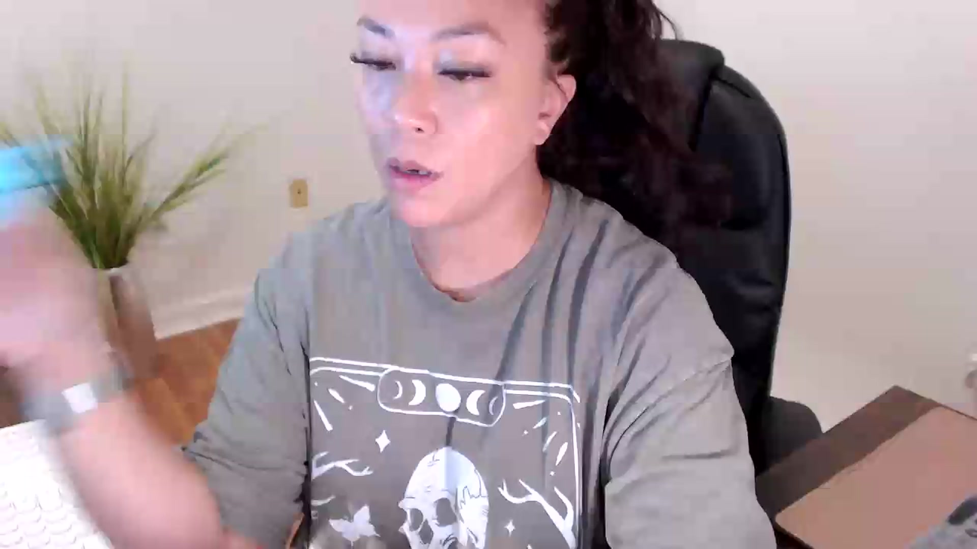 Gallery image thumbnail from CoconutCreme's myfreecams stream on, 09/04/2026, 14:03 image 4 of 20