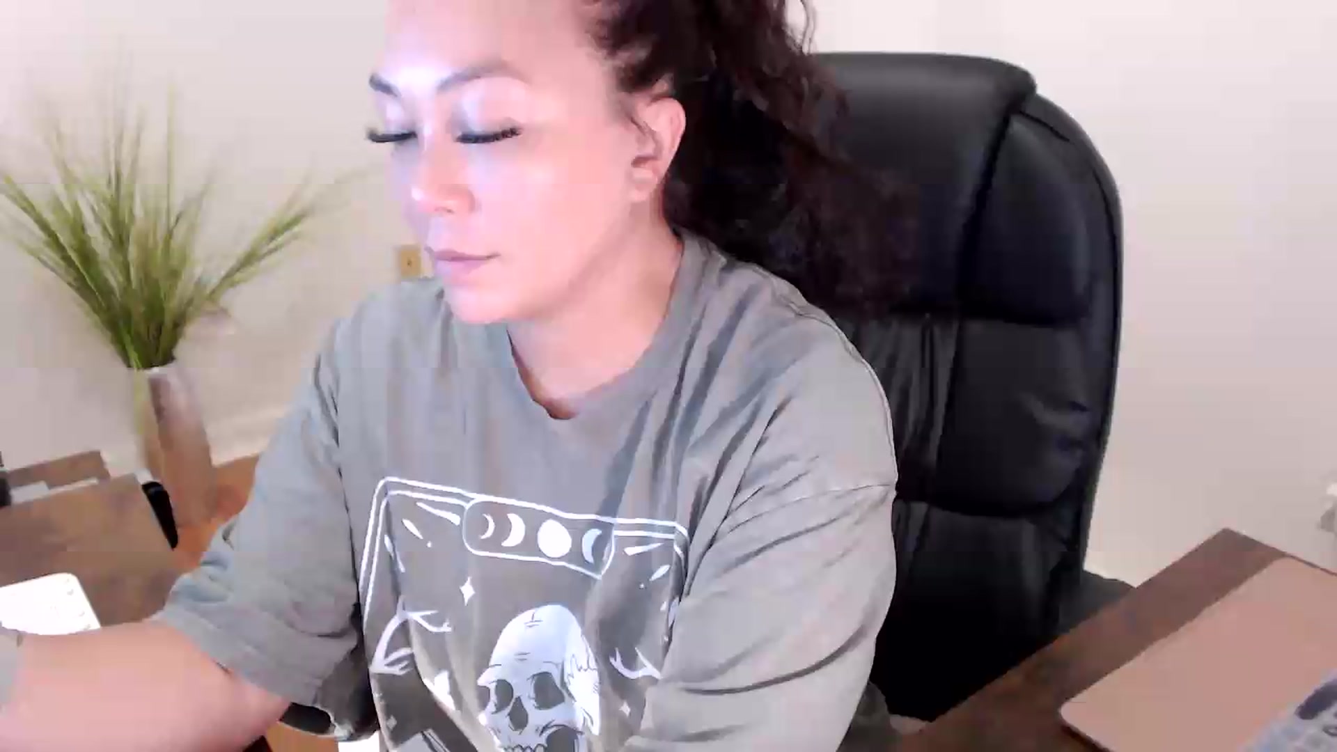 Gallery image thumbnail from CoconutCreme's myfreecams stream on, 09/04/2026, 14:03 image 1 of 20