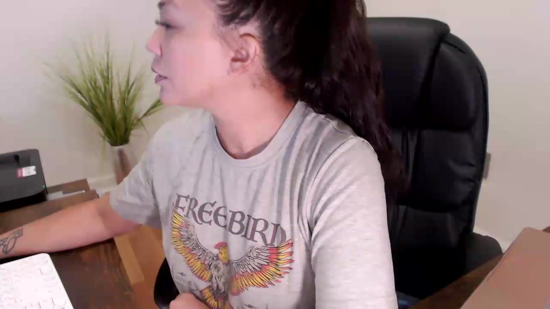 Gallery image thumbnail from CoconutCreme's myfreecams stream on, 09/08/2026, 15:48 image 16 of 20