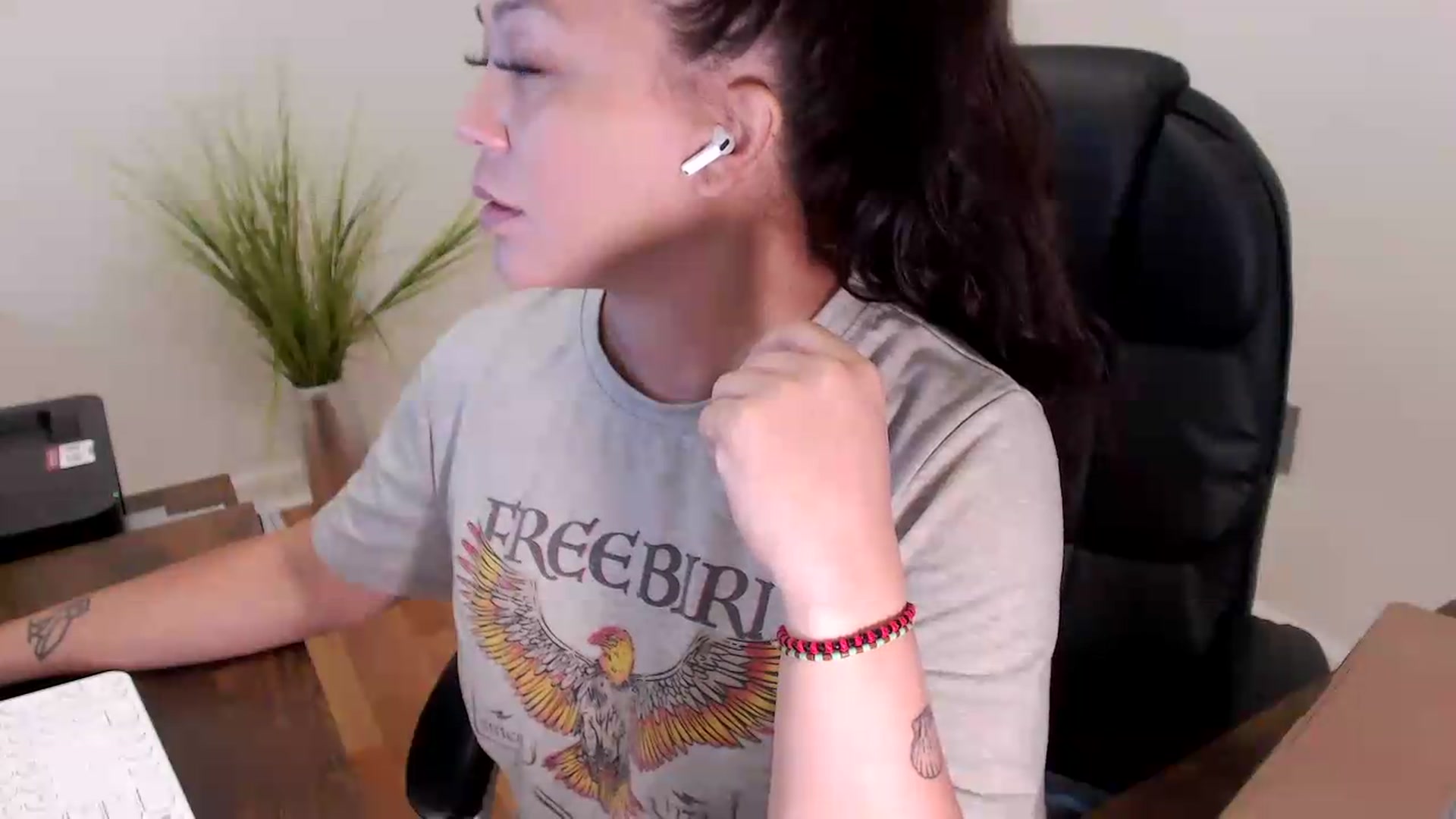 Gallery image thumbnail from CoconutCreme's myfreecams stream on, 09/08/2026, 15:48 image 12 of 20