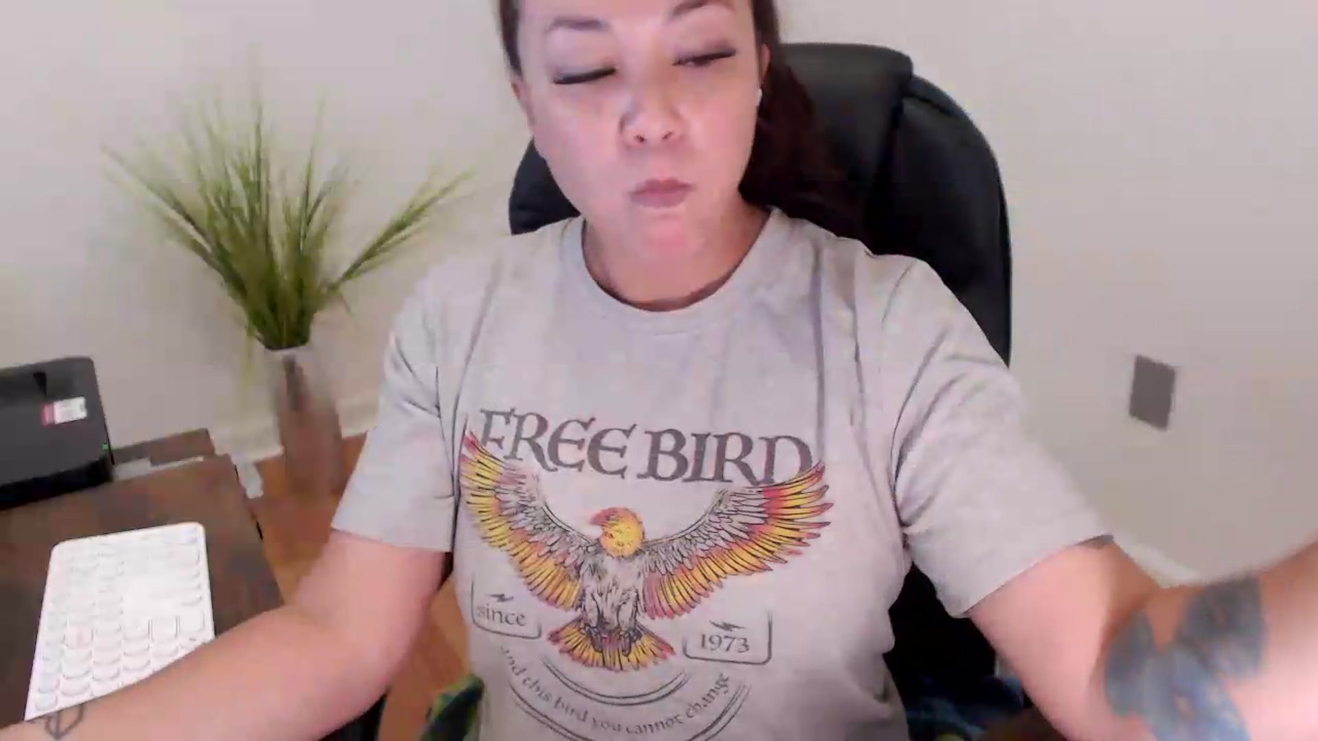 Gallery image thumbnail from CoconutCreme's myfreecams stream on, 09/08/2026, 19:46 image 6 of 20