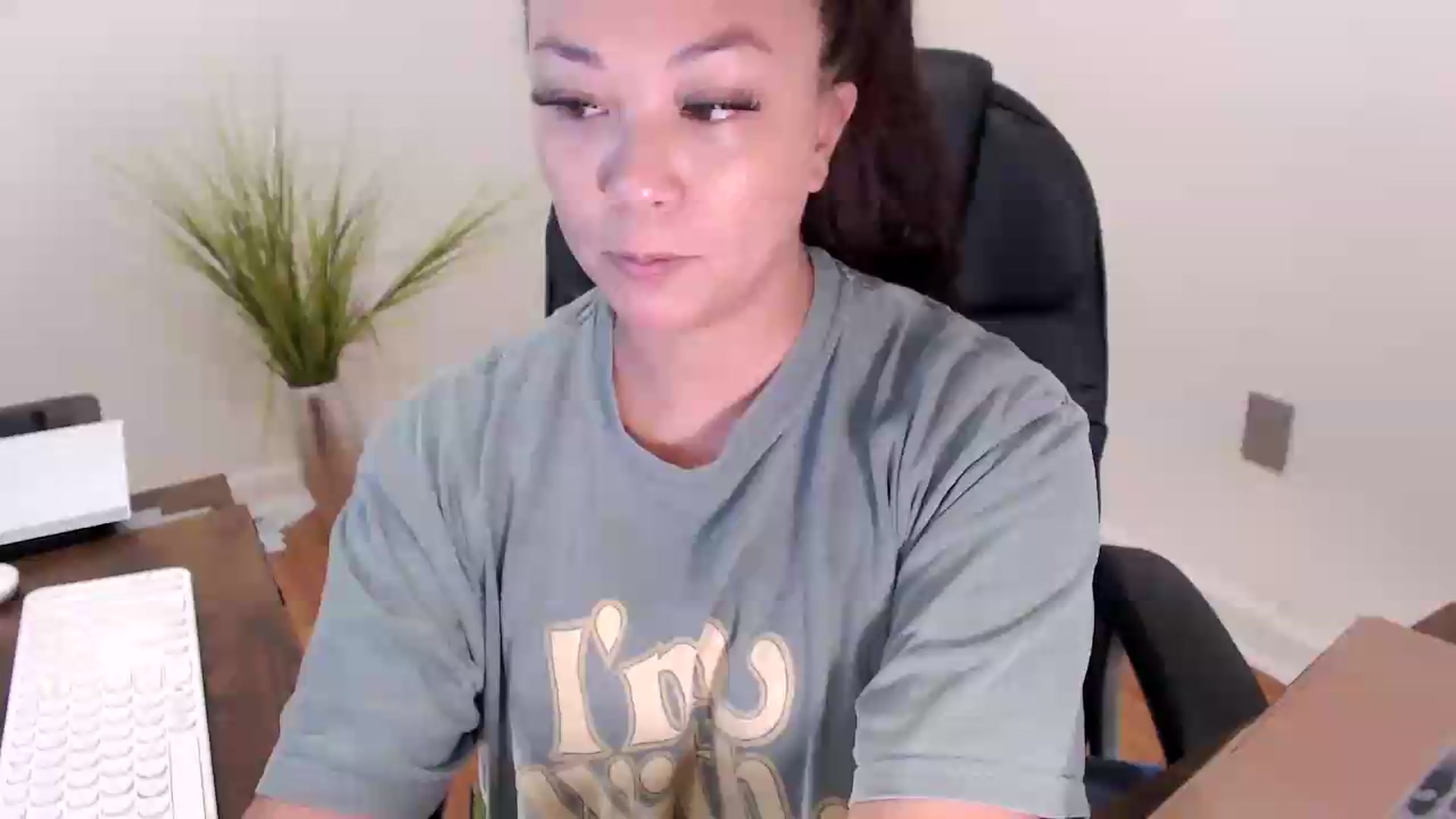 Gallery image thumbnail from CoconutCreme's myfreecams stream on, 09/09/2026, 16:04 image 16 of 20