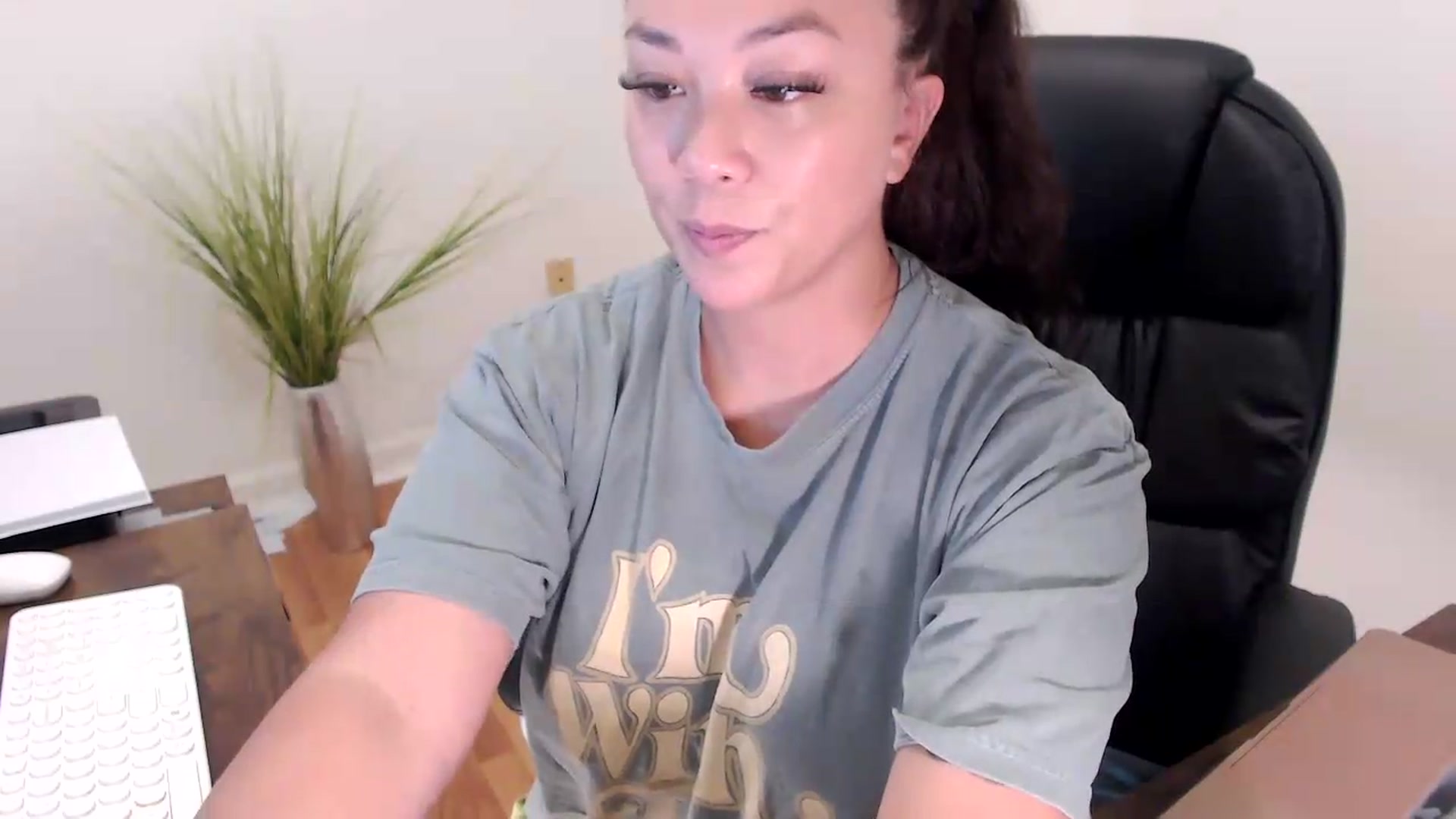 Gallery image thumbnail from CoconutCreme's myfreecams stream on, 09/09/2026, 17:21 image 6 of 20