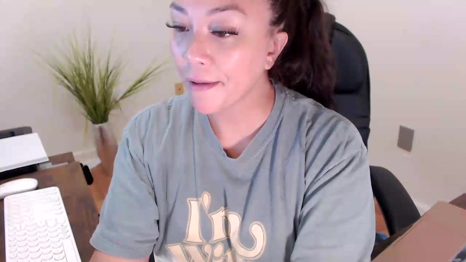 Gallery image thumbnail from CoconutCreme's myfreecams stream on, 09/09/2026, 17:47 image 18 of 20