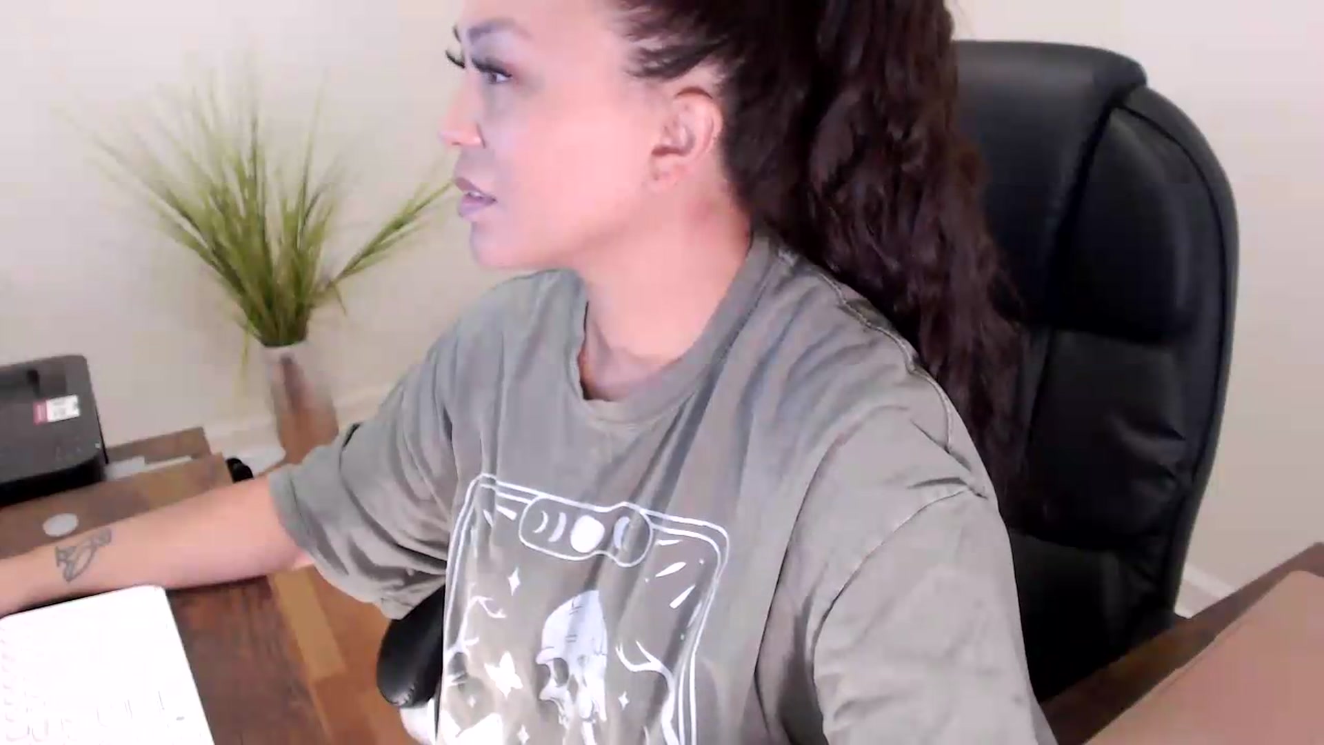 Gallery image thumbnail from CoconutCreme's myfreecams stream on, 09/10/2026, 15:20 image 17 of 20