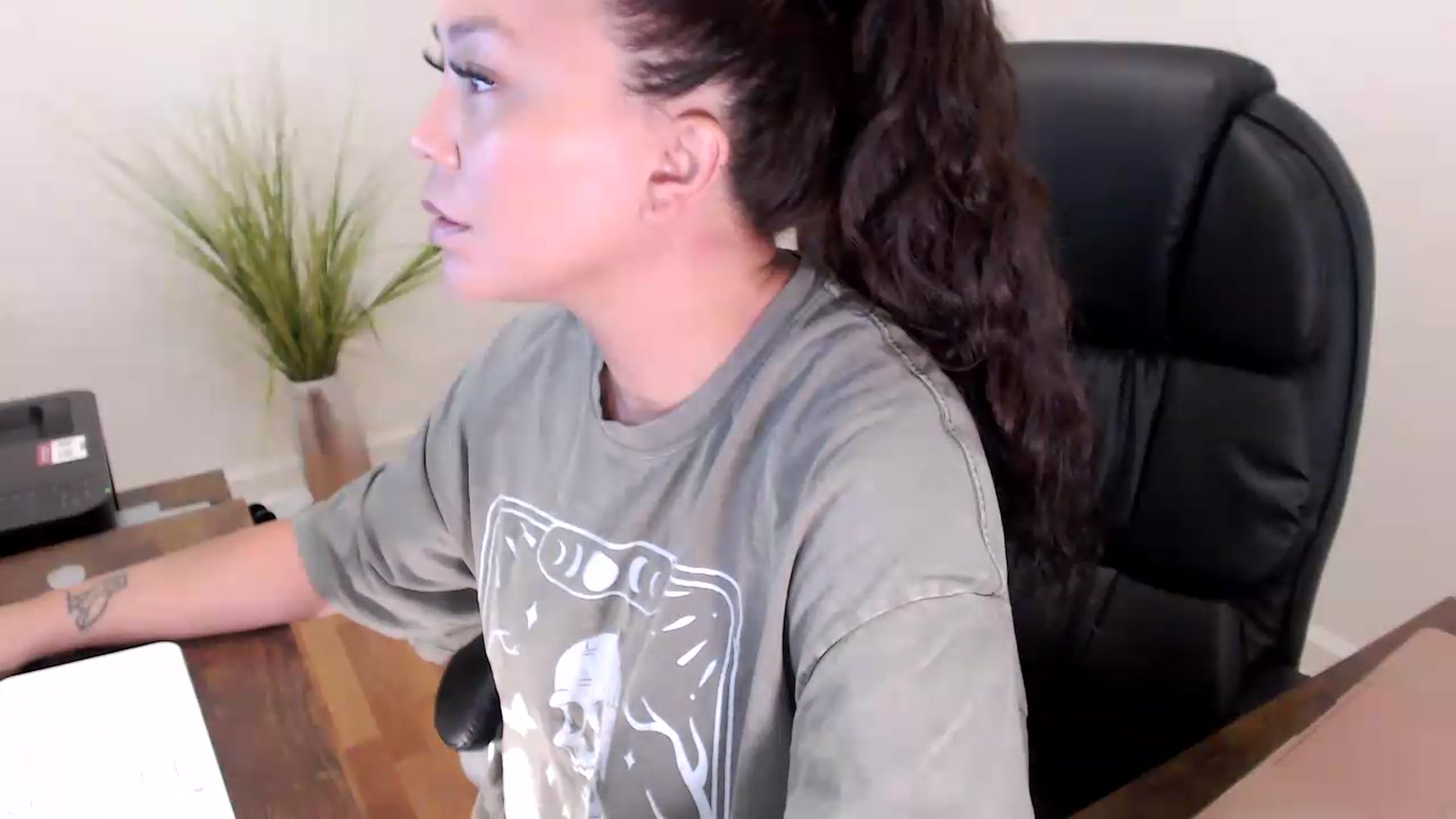 Gallery image thumbnail from CoconutCreme's myfreecams stream on, 09/10/2026, 15:20 image 2 of 20
