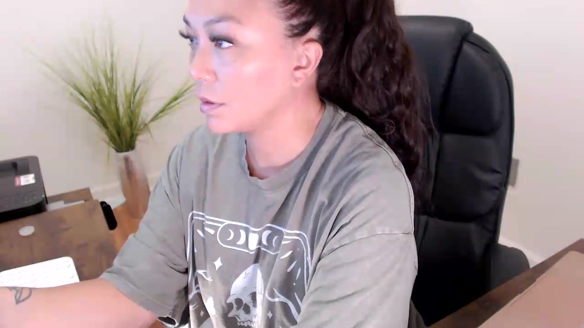 Gallery image thumbnail from CoconutCreme's myfreecams stream on, 09/10/2026, 15:20 image 3 of 20