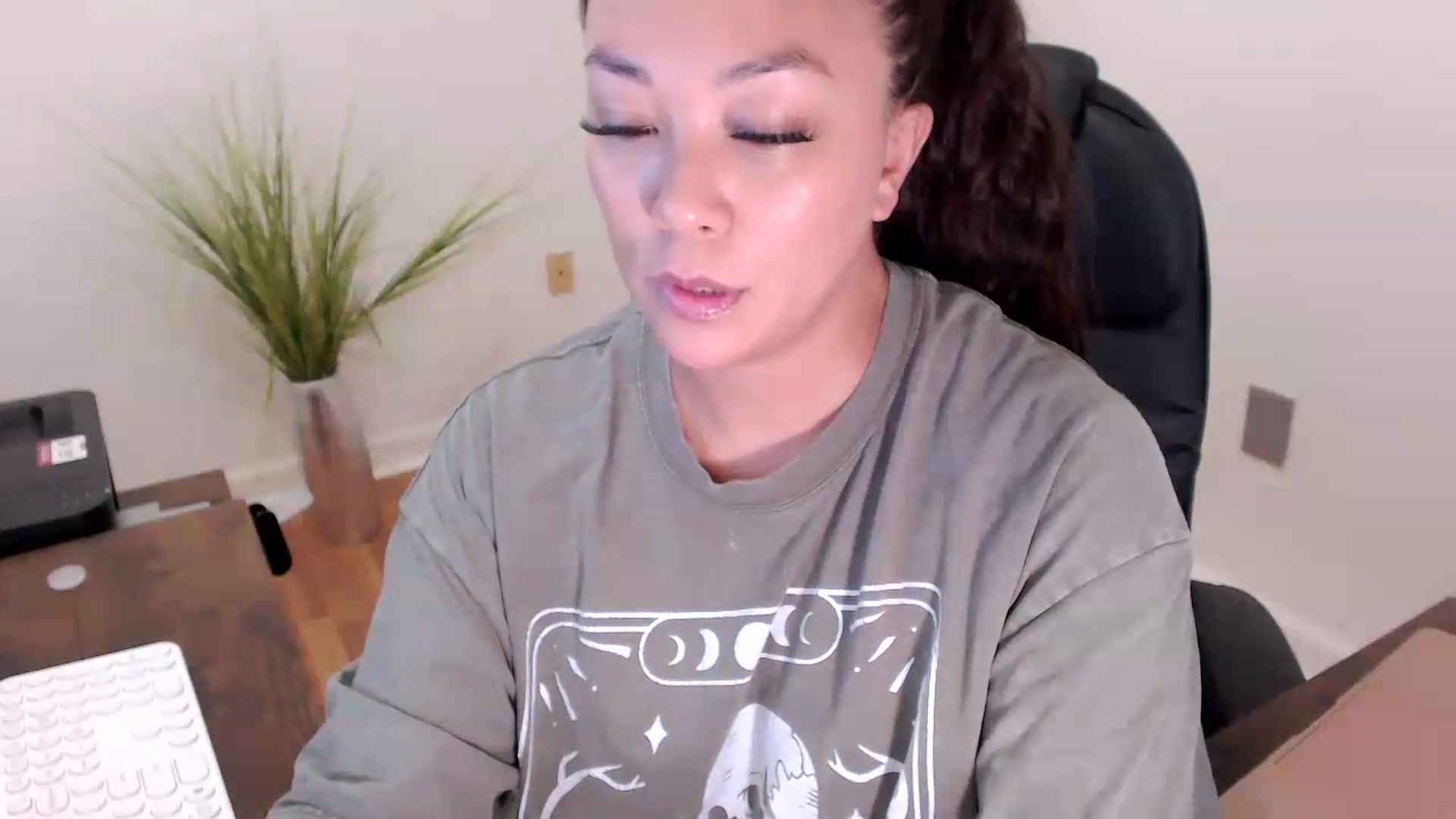 Gallery image thumbnail from CoconutCreme's myfreecams stream on, 09/10/2026, 15:20 image 15 of 20