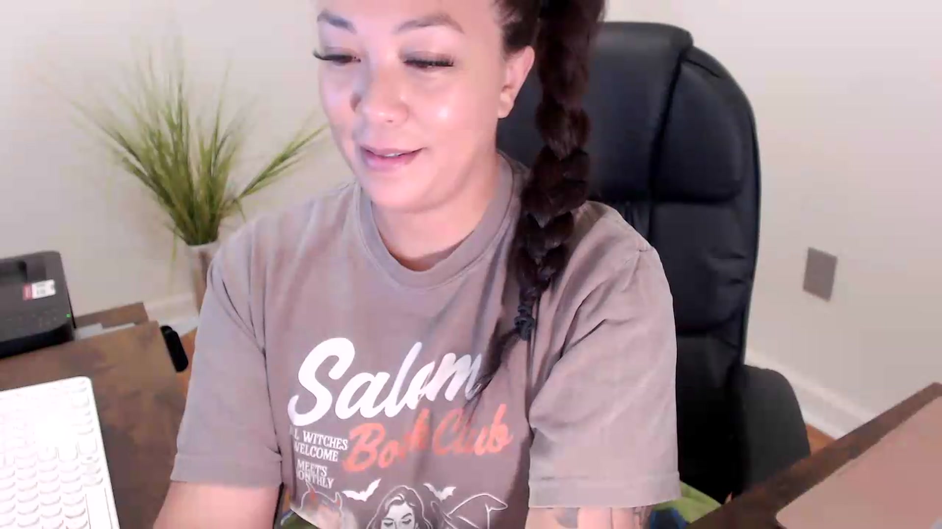 Gallery image thumbnail from CoconutCreme's myfreecams stream on, 09/11/2026, 14:45 image 13 of 20