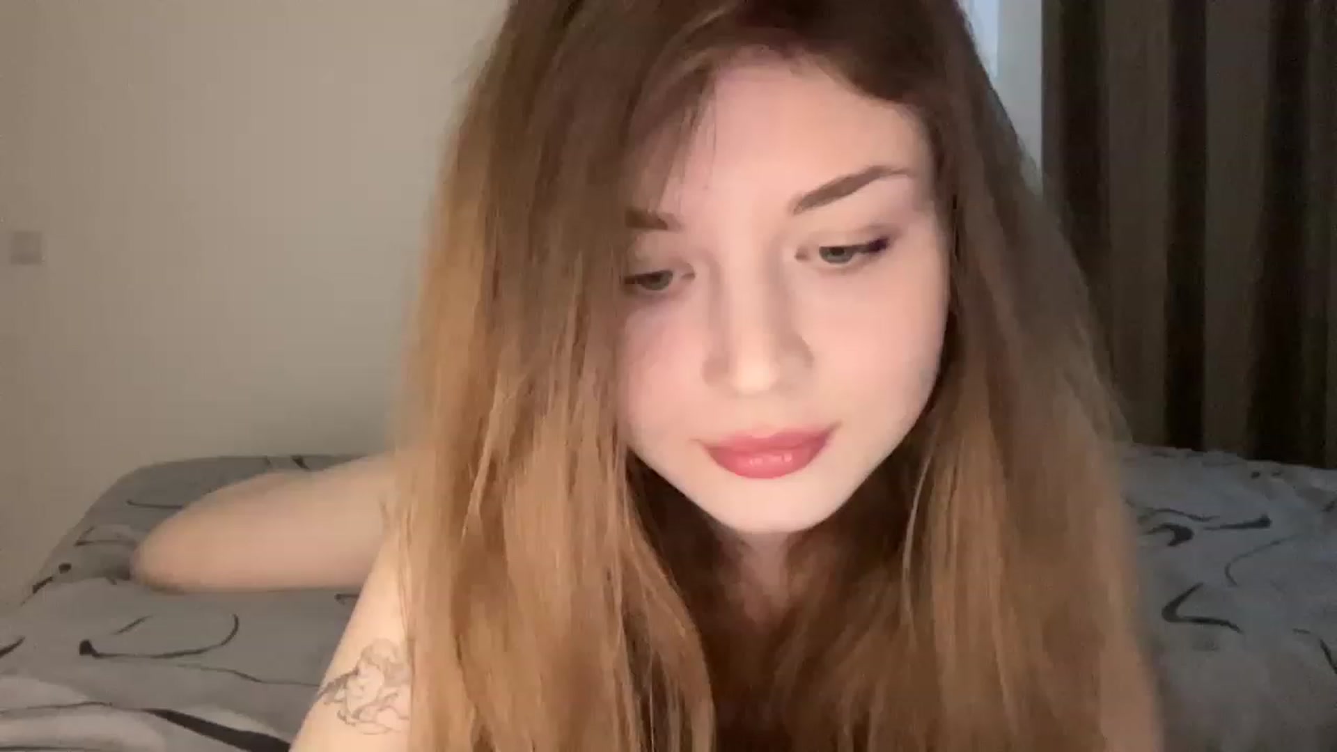 Gallery image thumbnail from Coconut_dream's myfreecams stream on, 04/13/2023, 16:13 image 19 of 20