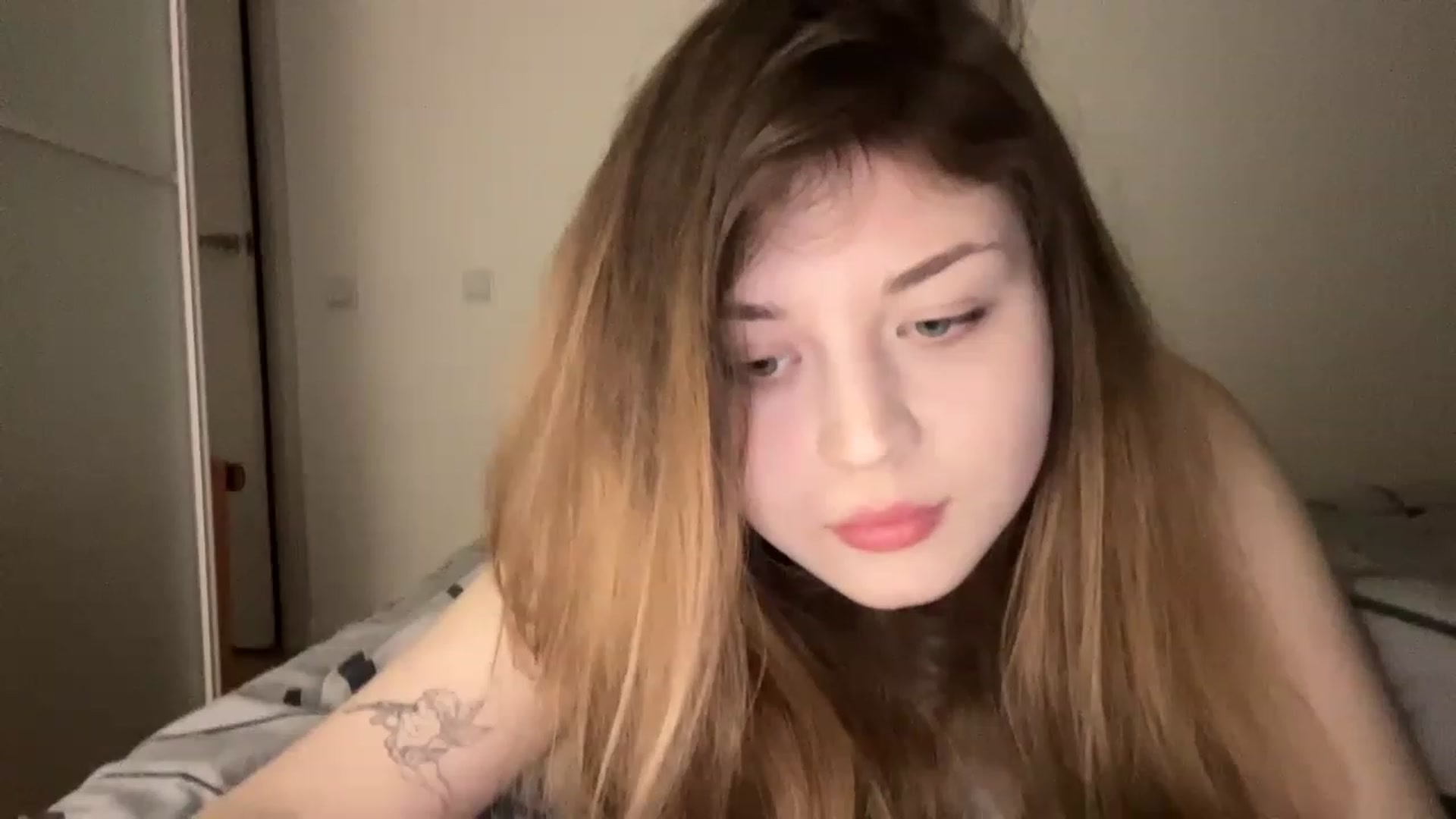 Gallery image thumbnail from Coconut_dream's myfreecams stream on, 04/13/2023, 17:56 image 19 of 20
