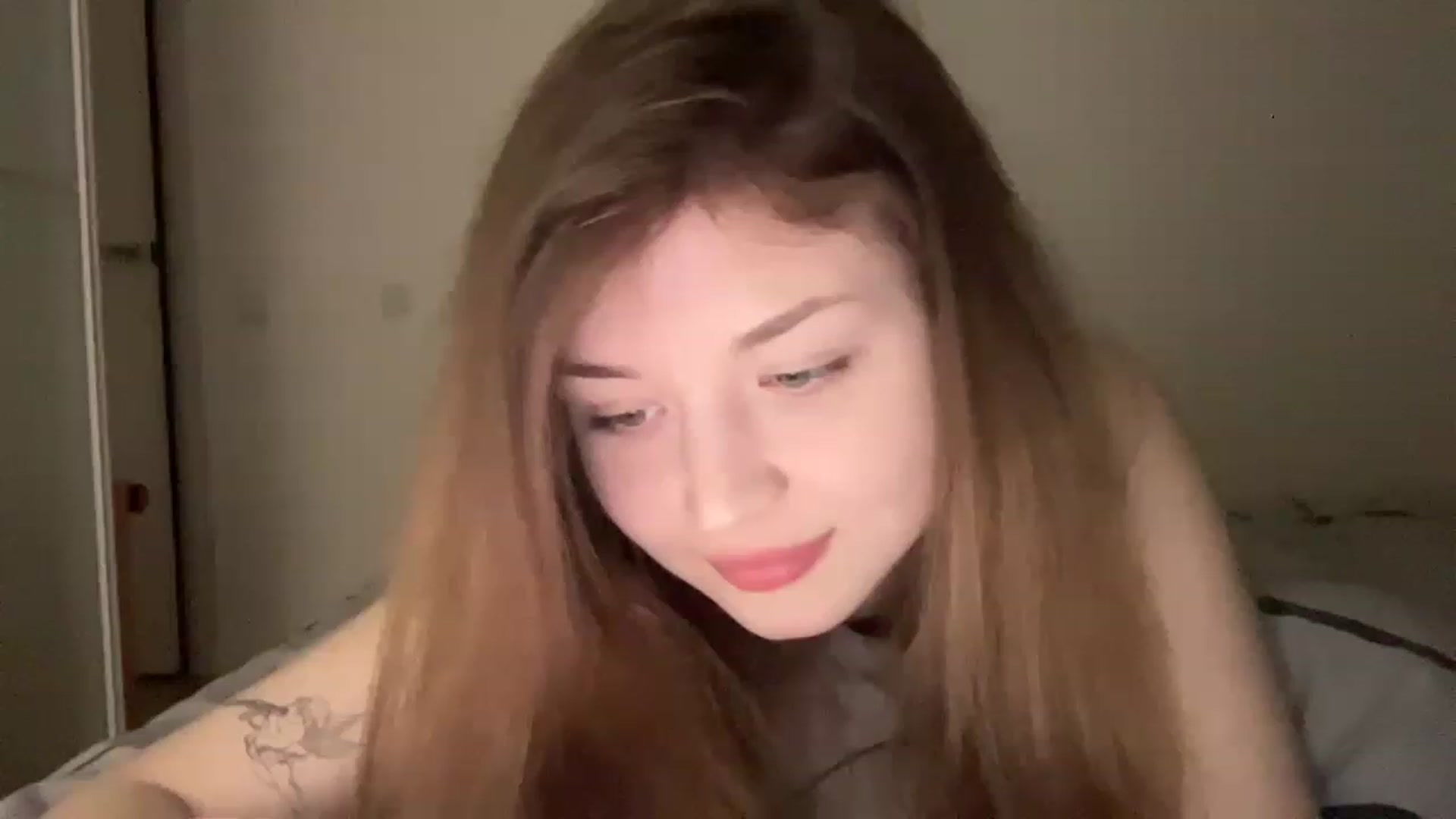 Gallery image thumbnail from Coconut_dream's myfreecams stream on, 04/13/2023, 17:56 image 14 of 20