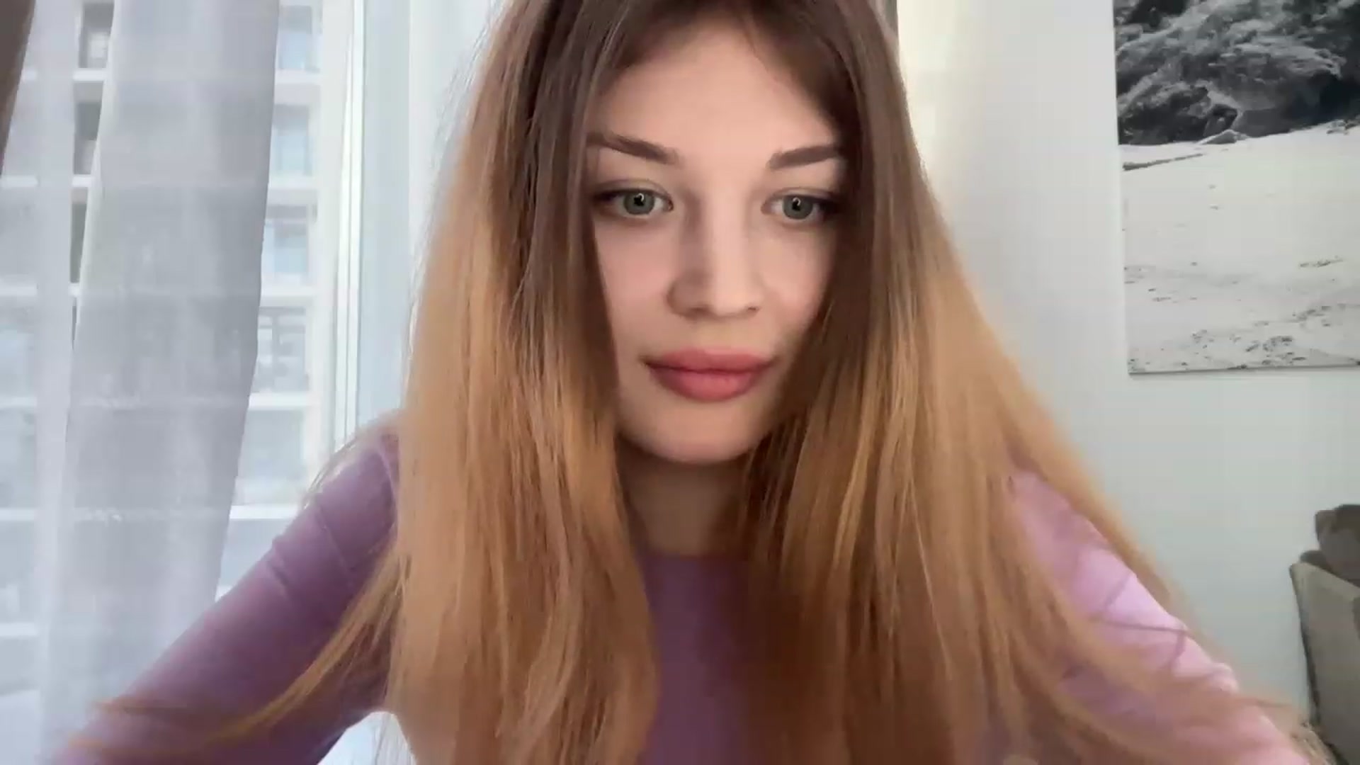 Gallery image thumbnail from Coconut_dream's myfreecams stream on, 04/14/2023, 16:00 image 4 of 20