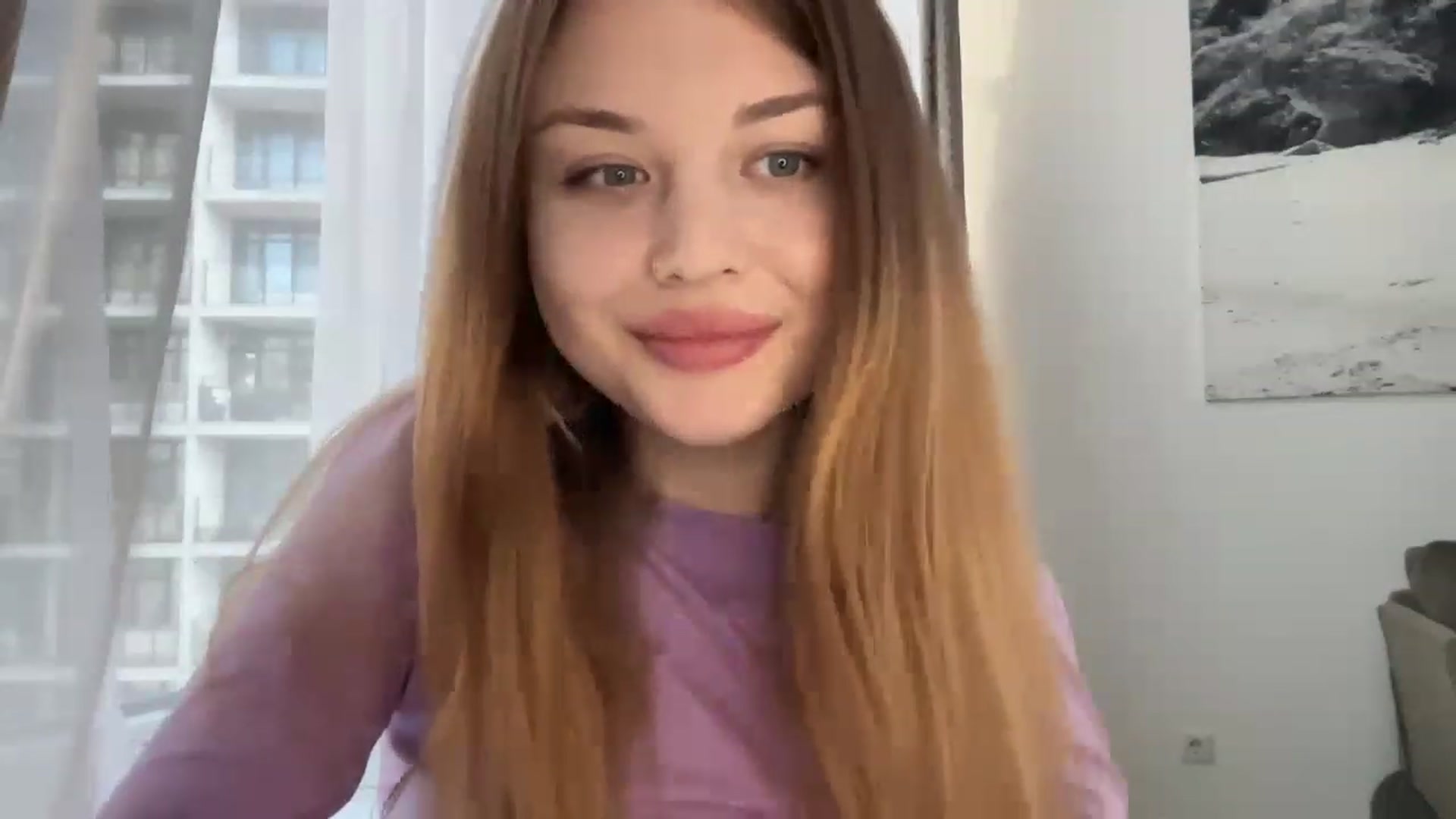 Gallery image thumbnail from Coconut_dream's myfreecams stream on, 04/14/2023, 16:00 image 9 of 20