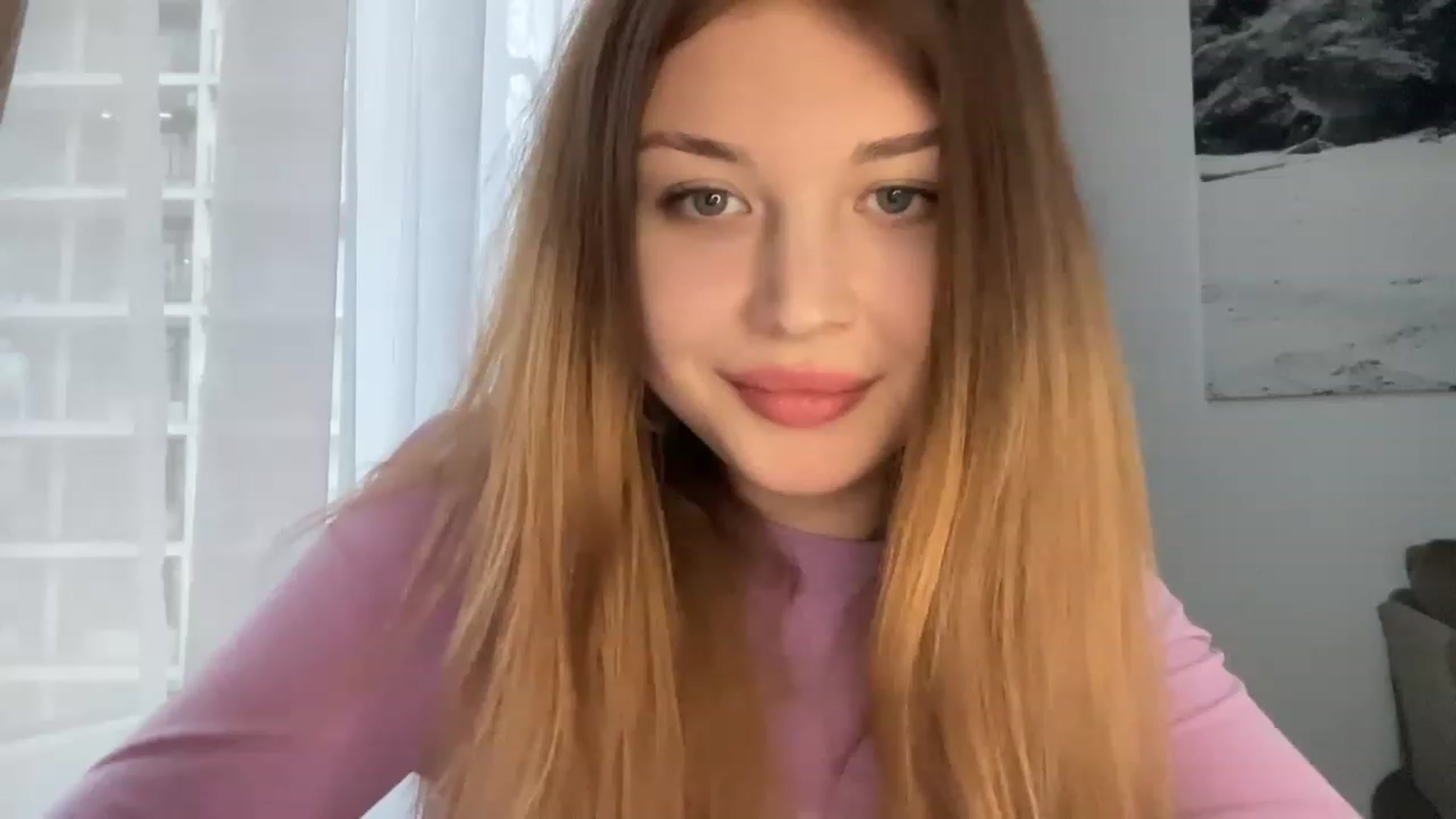 Gallery image thumbnail from Coconut_dream's myfreecams stream on, 04/14/2023, 16:19 image 16 of 20