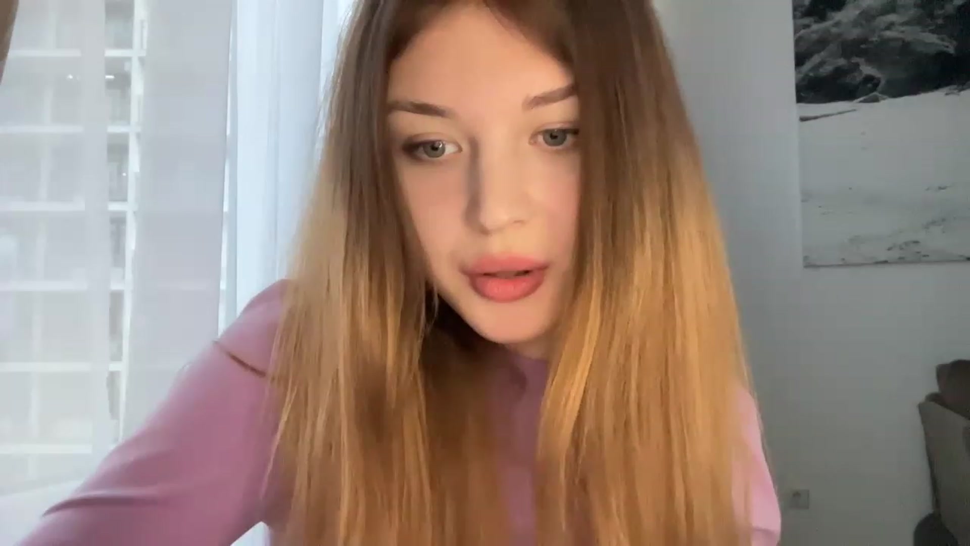 Gallery image thumbnail from Coconut_dream's myfreecams stream on, 04/14/2023, 16:19 image 19 of 20